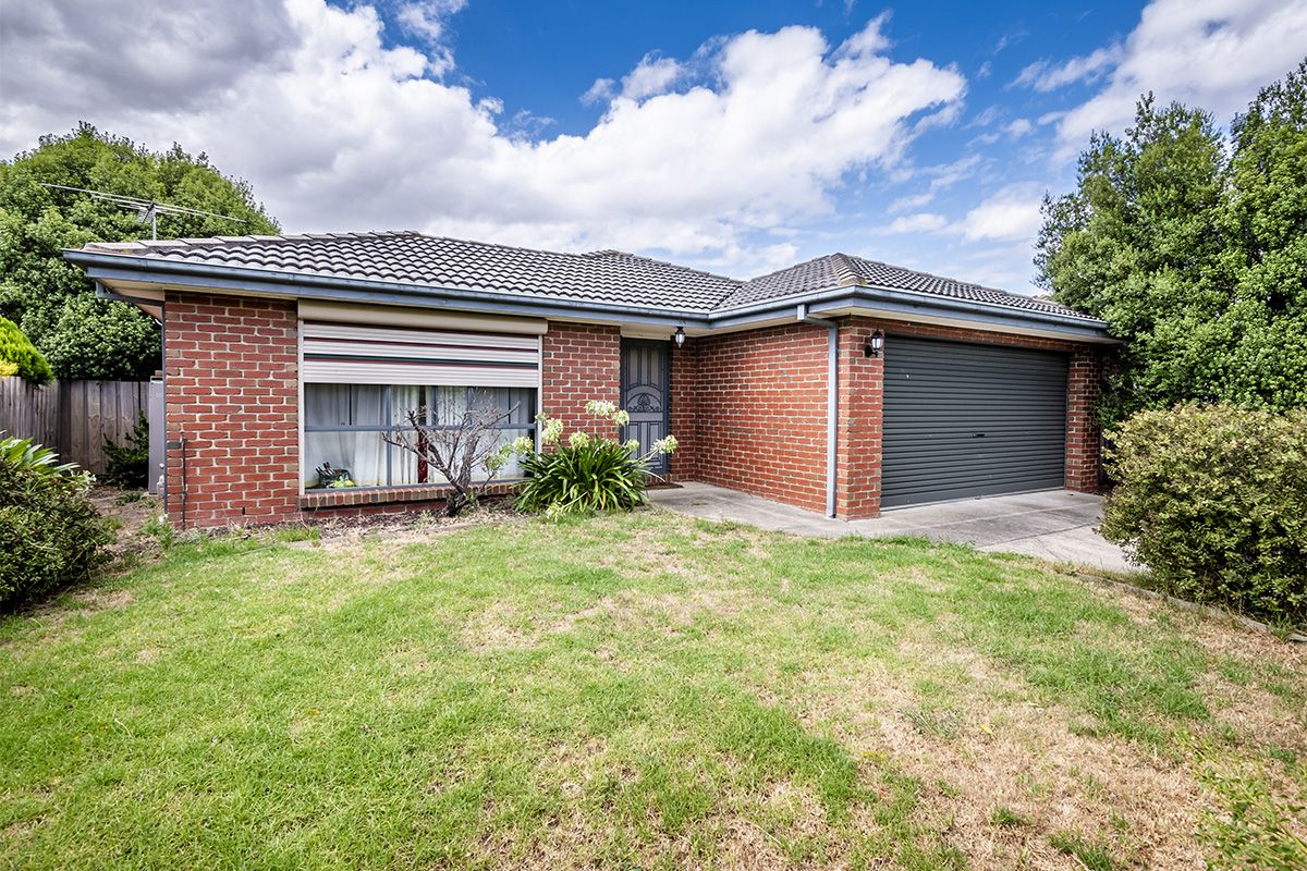 10 Shaftsbury Avenue — photo from Ray White Cranbourne