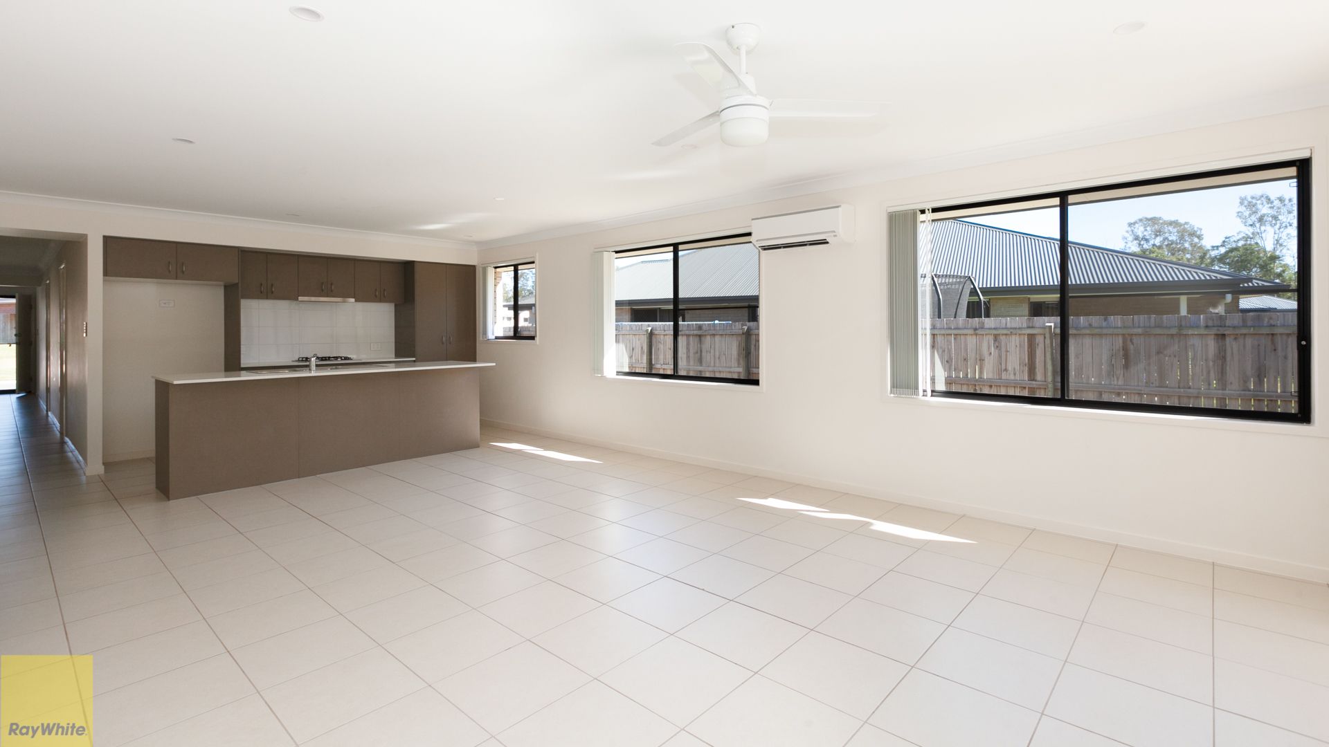 10 Birdwing Crescent, Jimboomba, QLD 4280