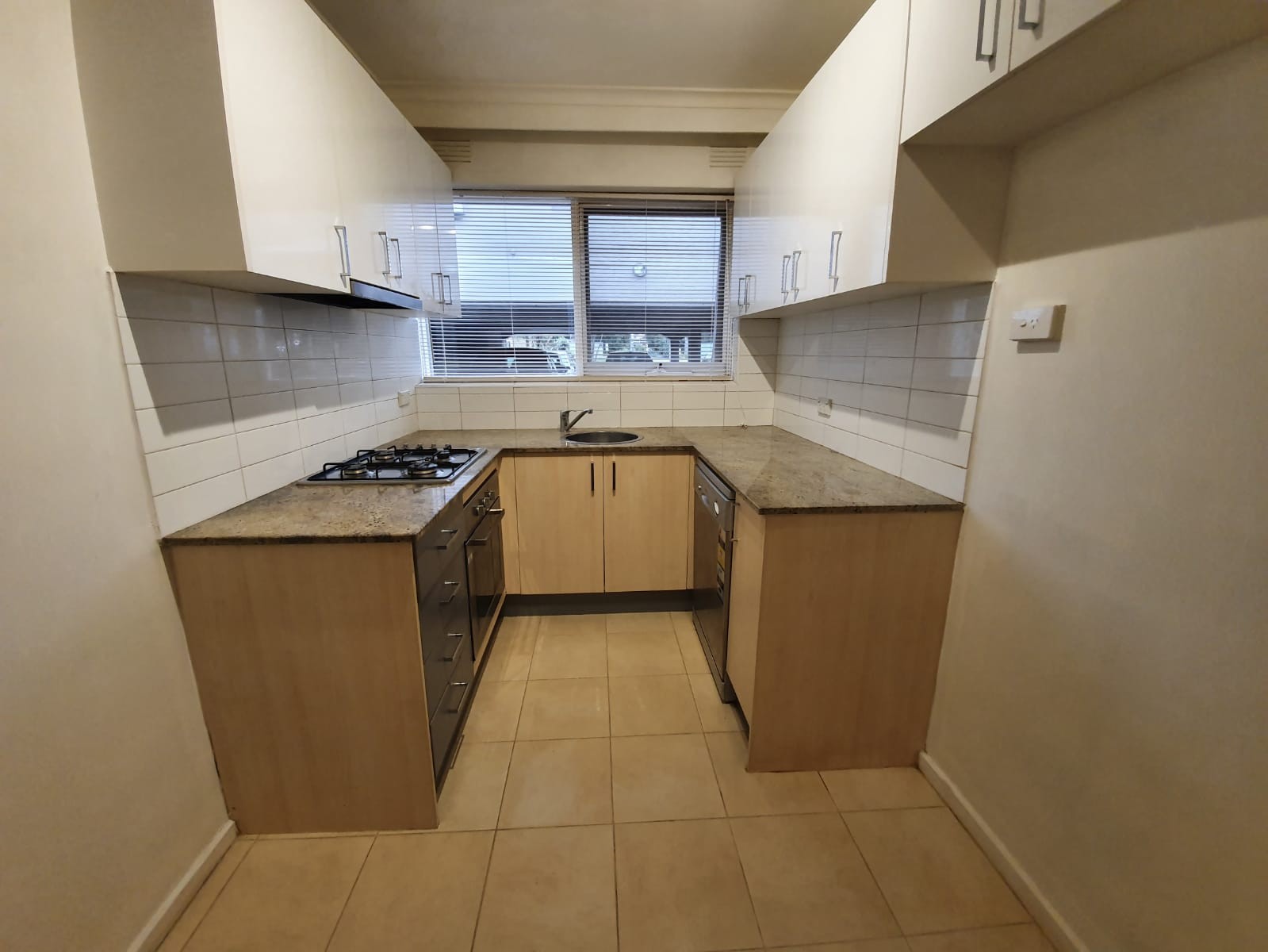 9/174 Murrumbeena Road, Murrumbeena, VIC 3163