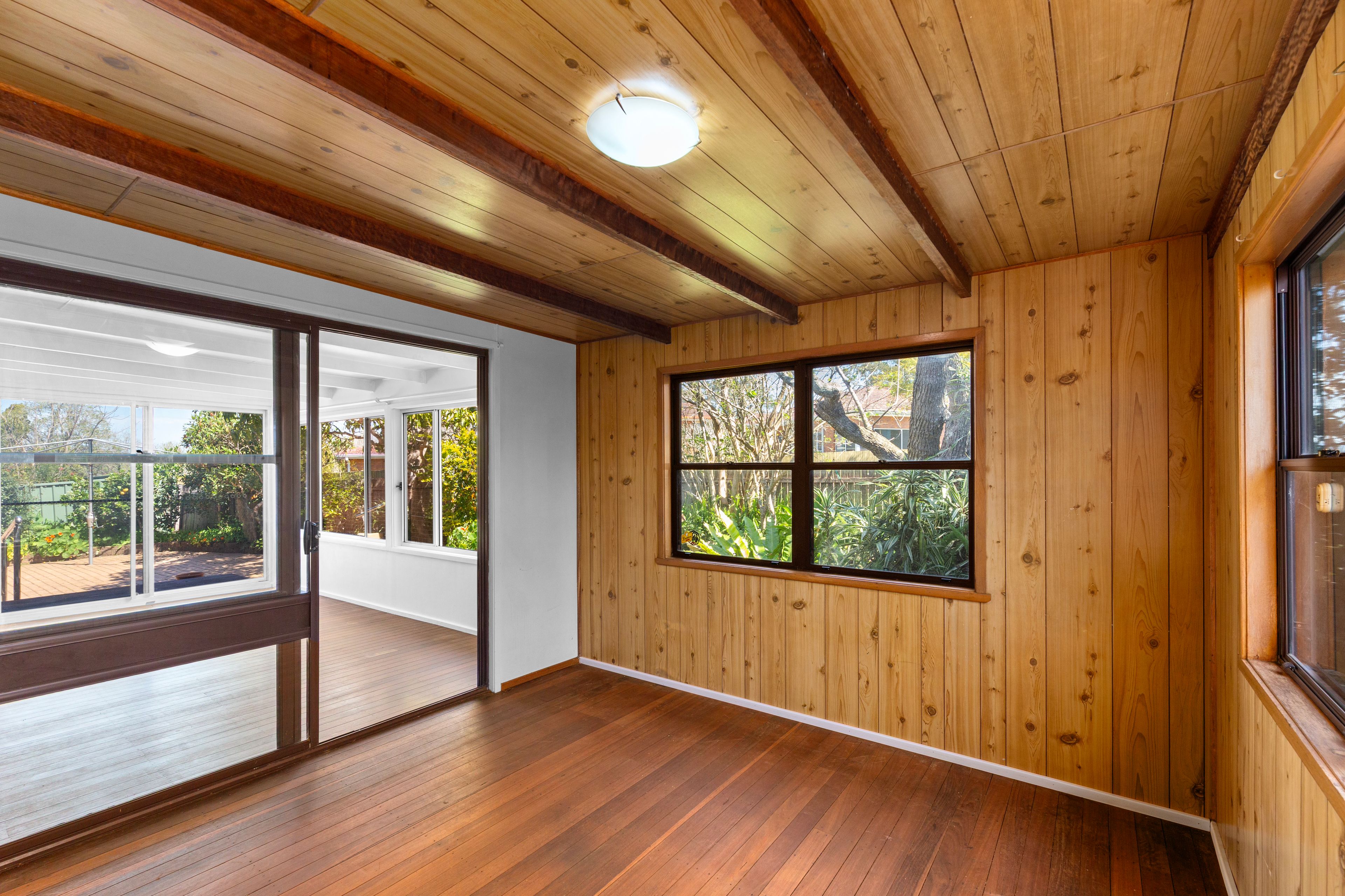 21 Tristania Crescent — photo 19 of 29