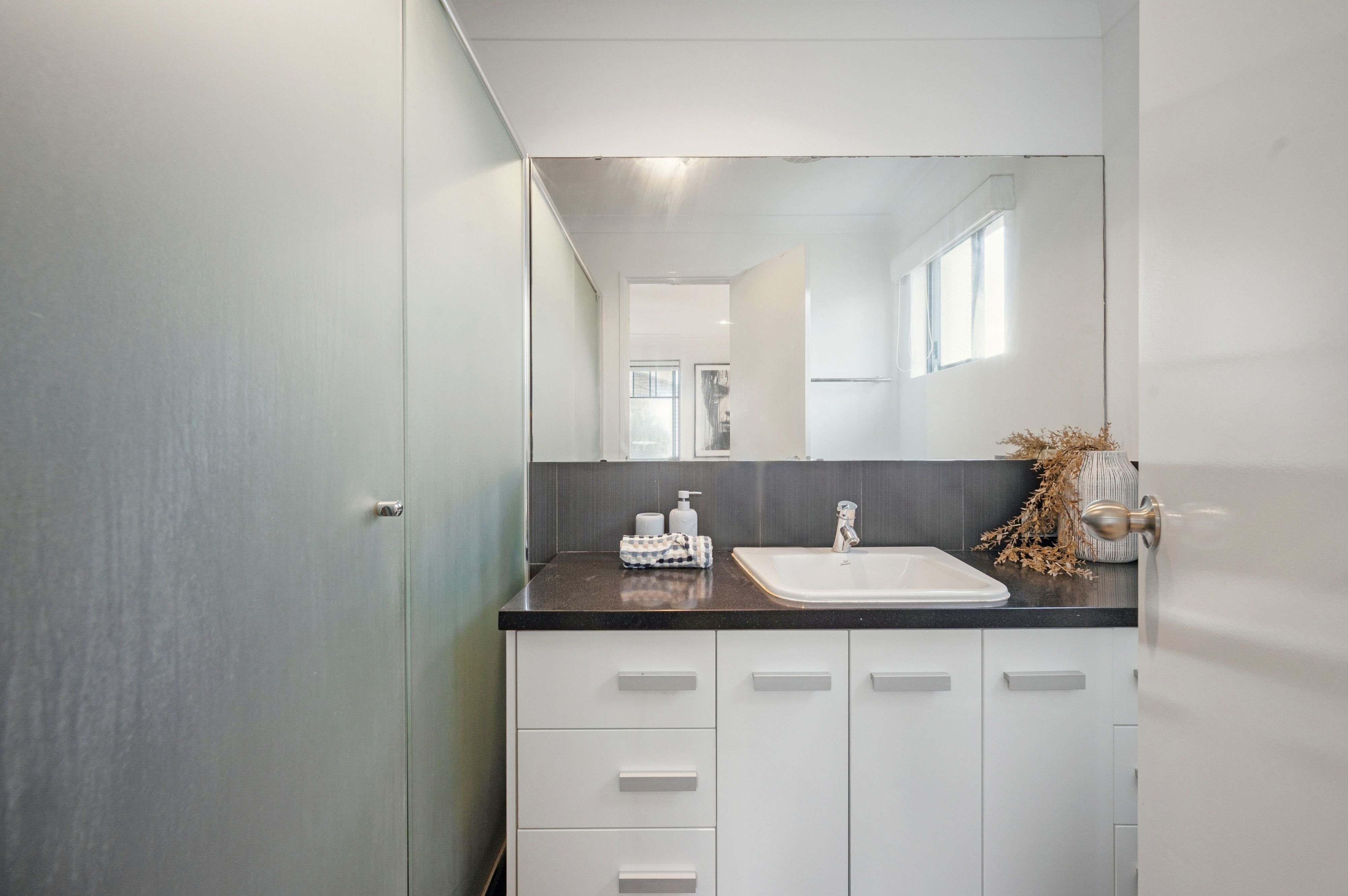 6/146 Coode Street — photo 9 of 19