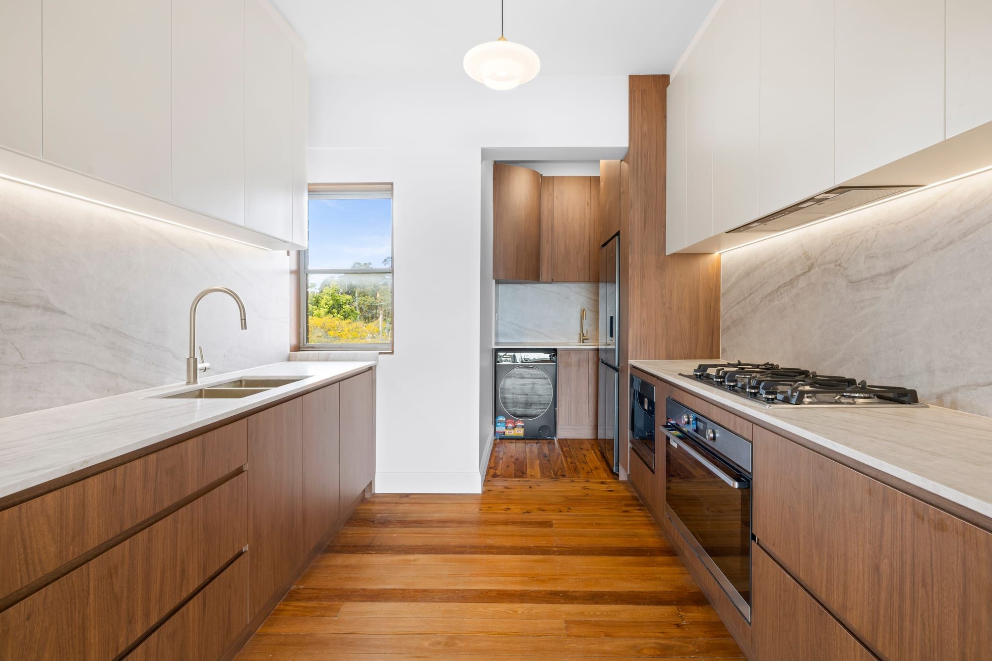 8/20 Wolseley Street — photo 3 of 9