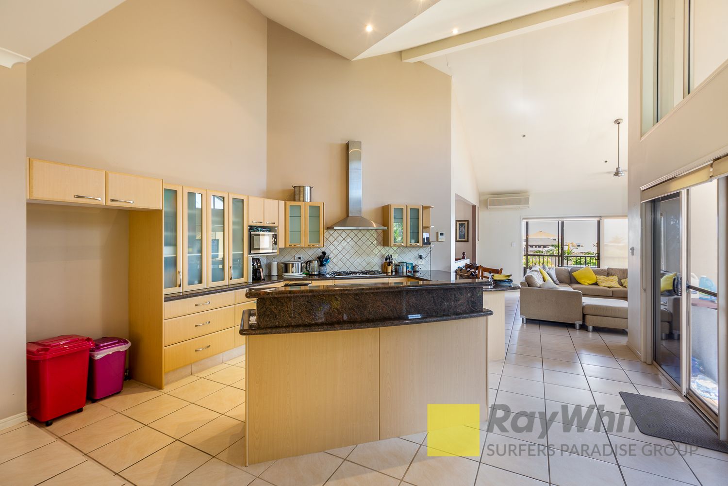 14 Marriott Way, Highland Park, QLD 4211