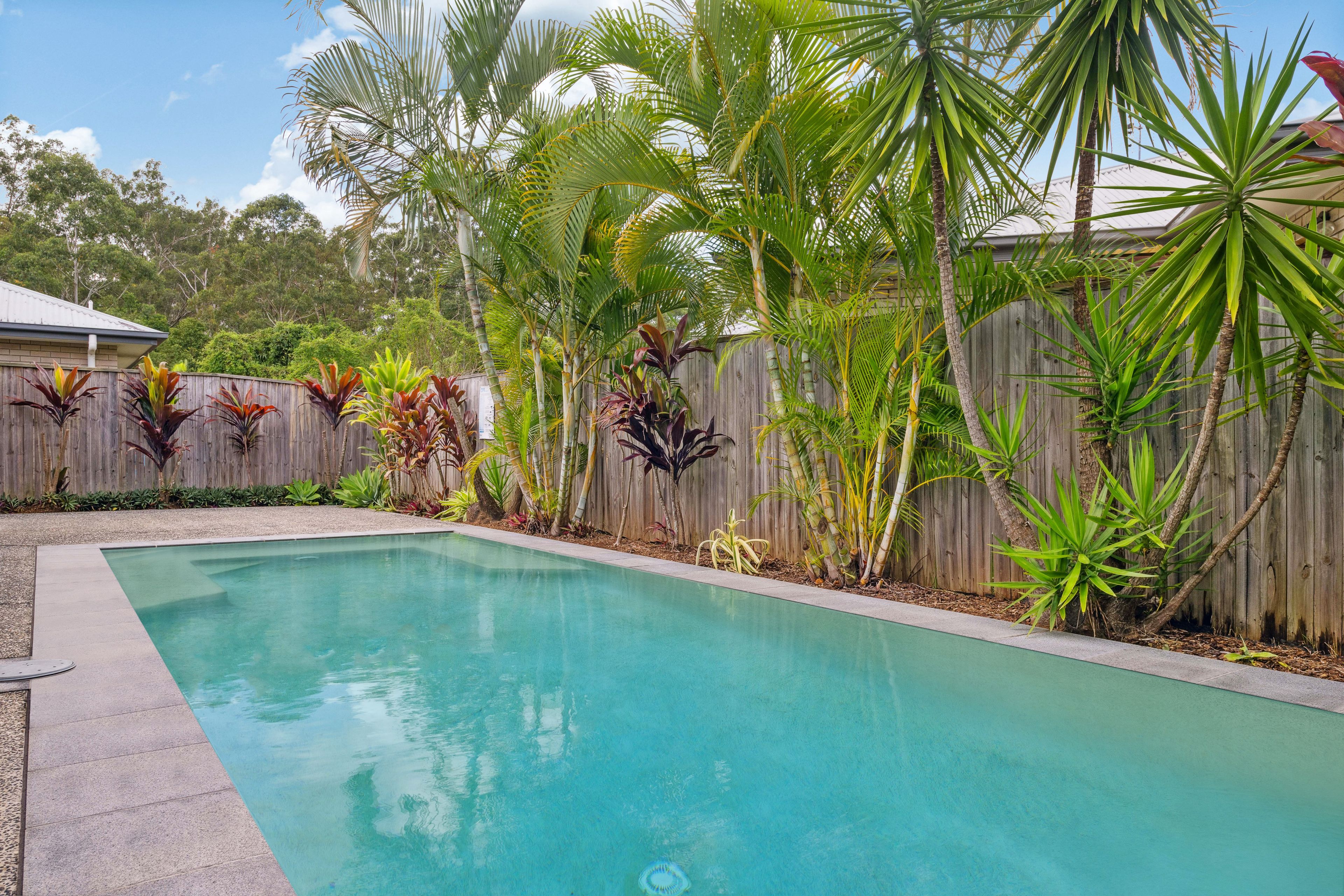 14 Palmerston Crescent, Beerwah, QLD 4519