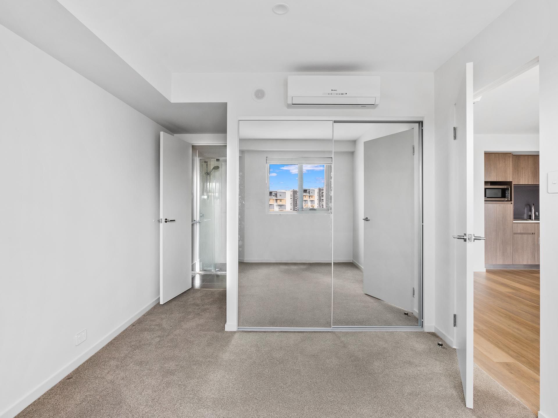 Where Lifestyle, Location and Luxury Align — photo 15 of 26