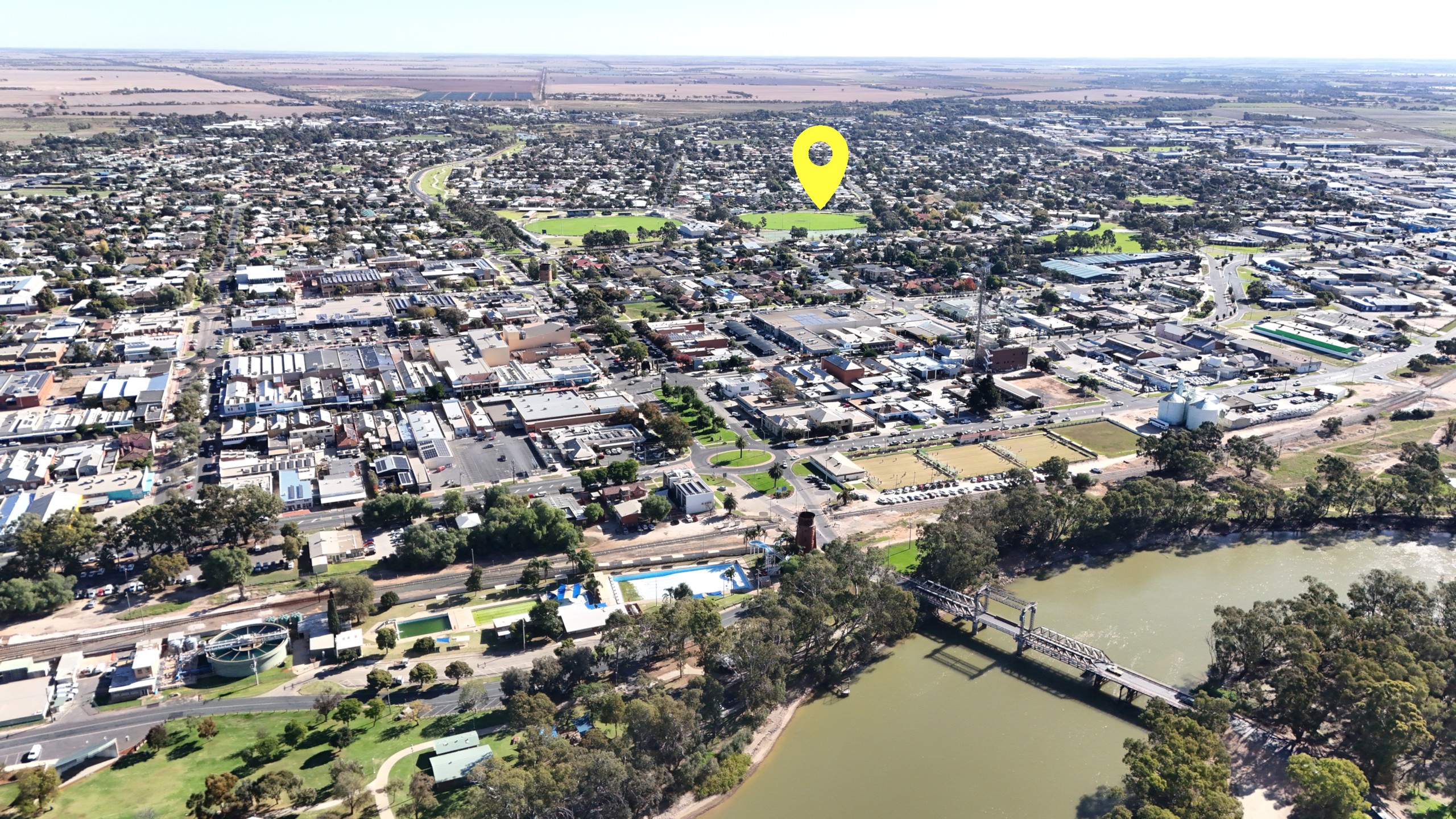 100 Stradbroke Avenue, Swan Hill, VIC 3585