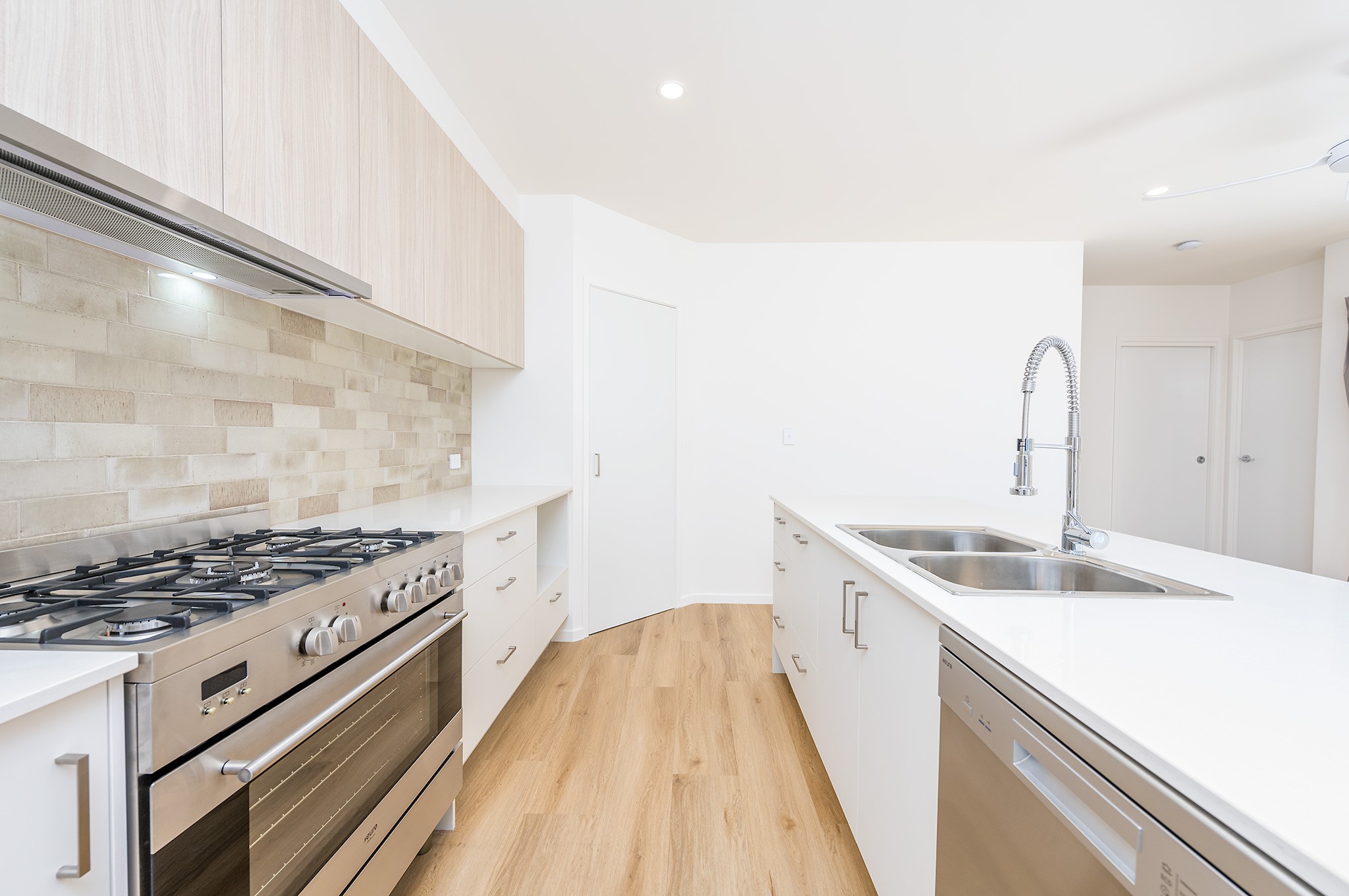 16 Bedarra Circuit, Maroochydore, QLD 4558