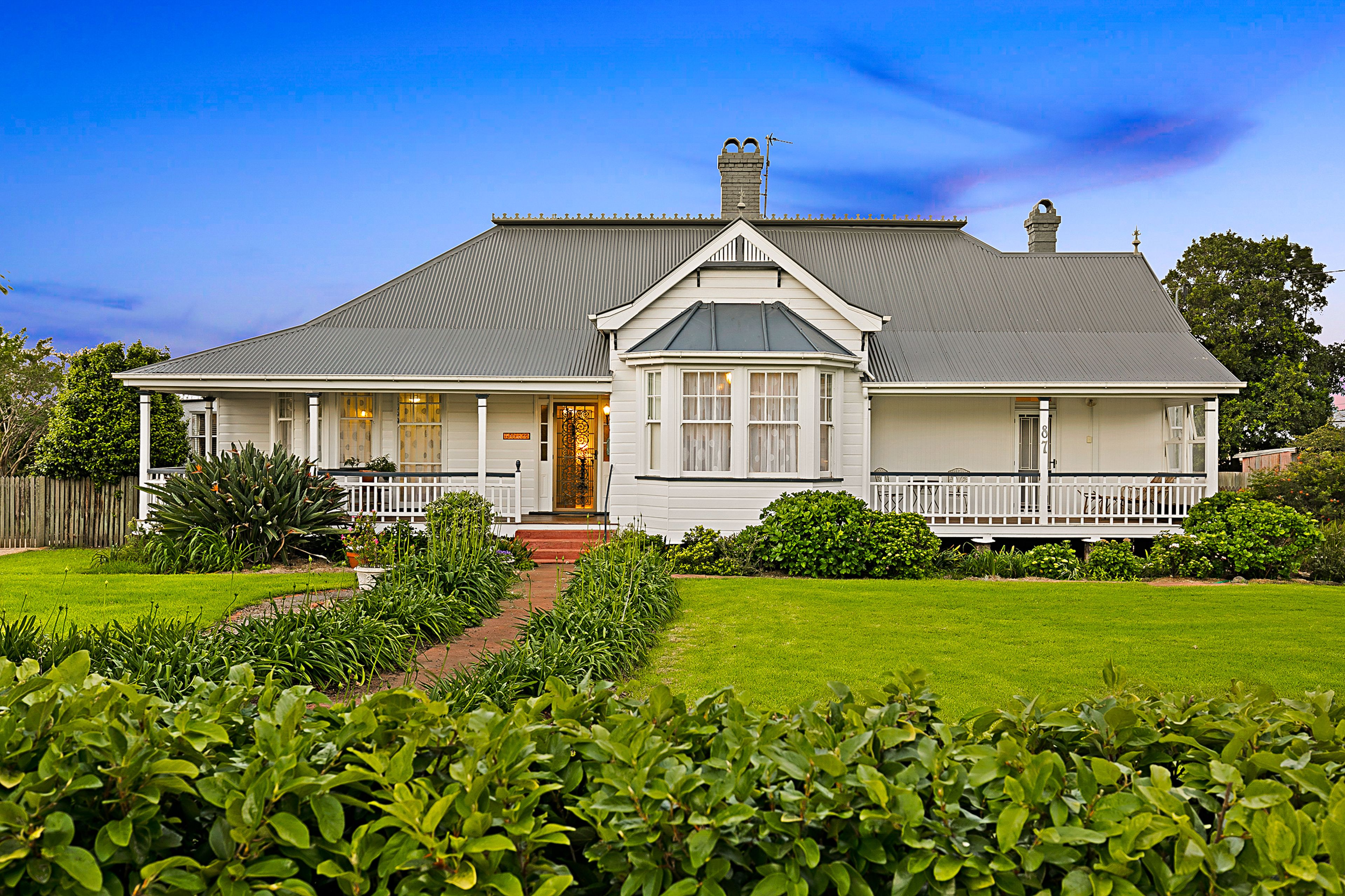 87 Taylor Street, Newtown, QLD 4350