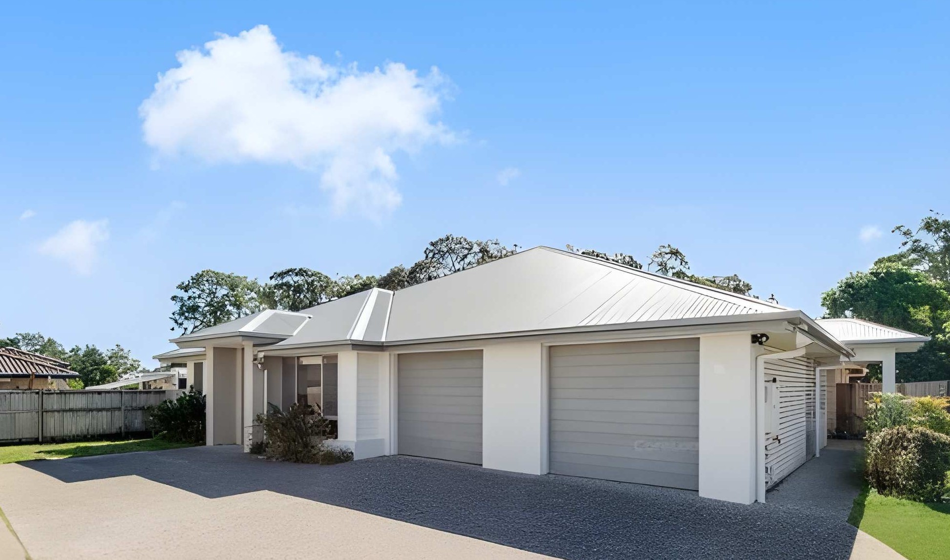 2/16B Canopus Court, Kingston, QLD 4114