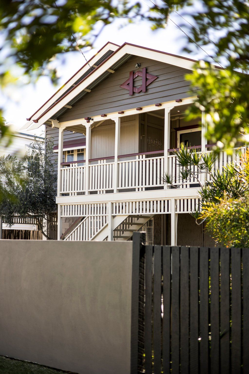 40 Woodrow Drive, Coorparoo, QLD 4151