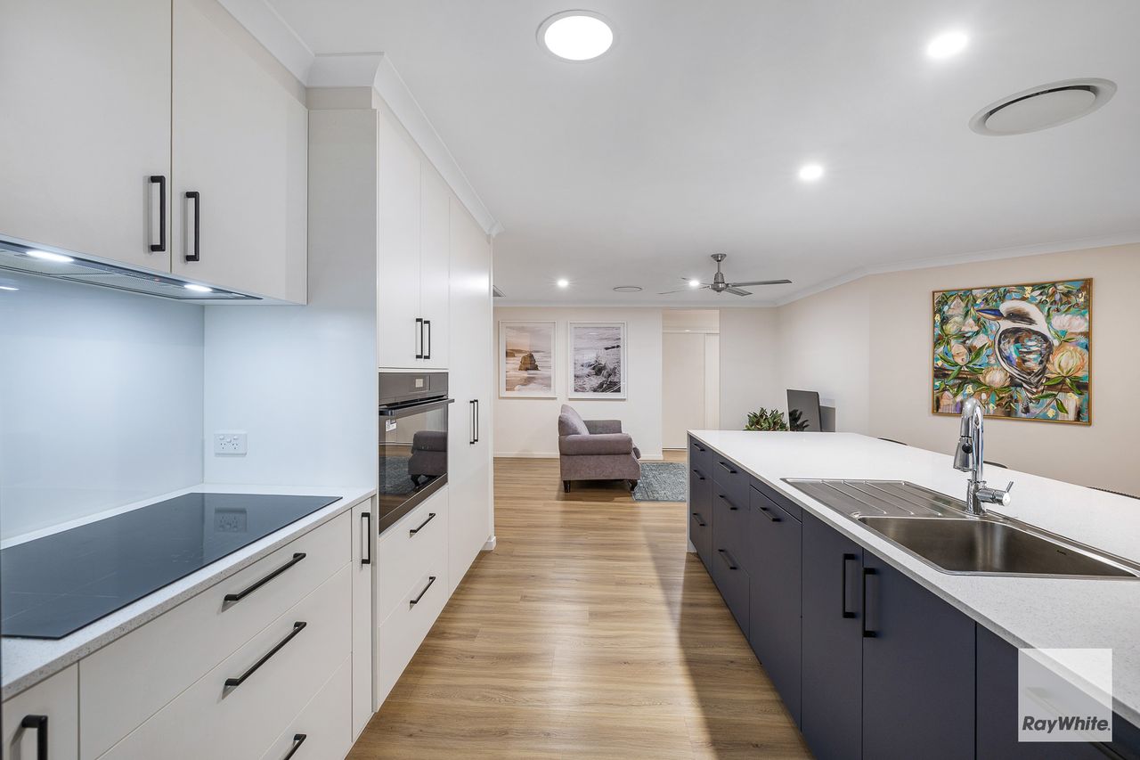 6 Coolum Court, Redland Bay, photo 4