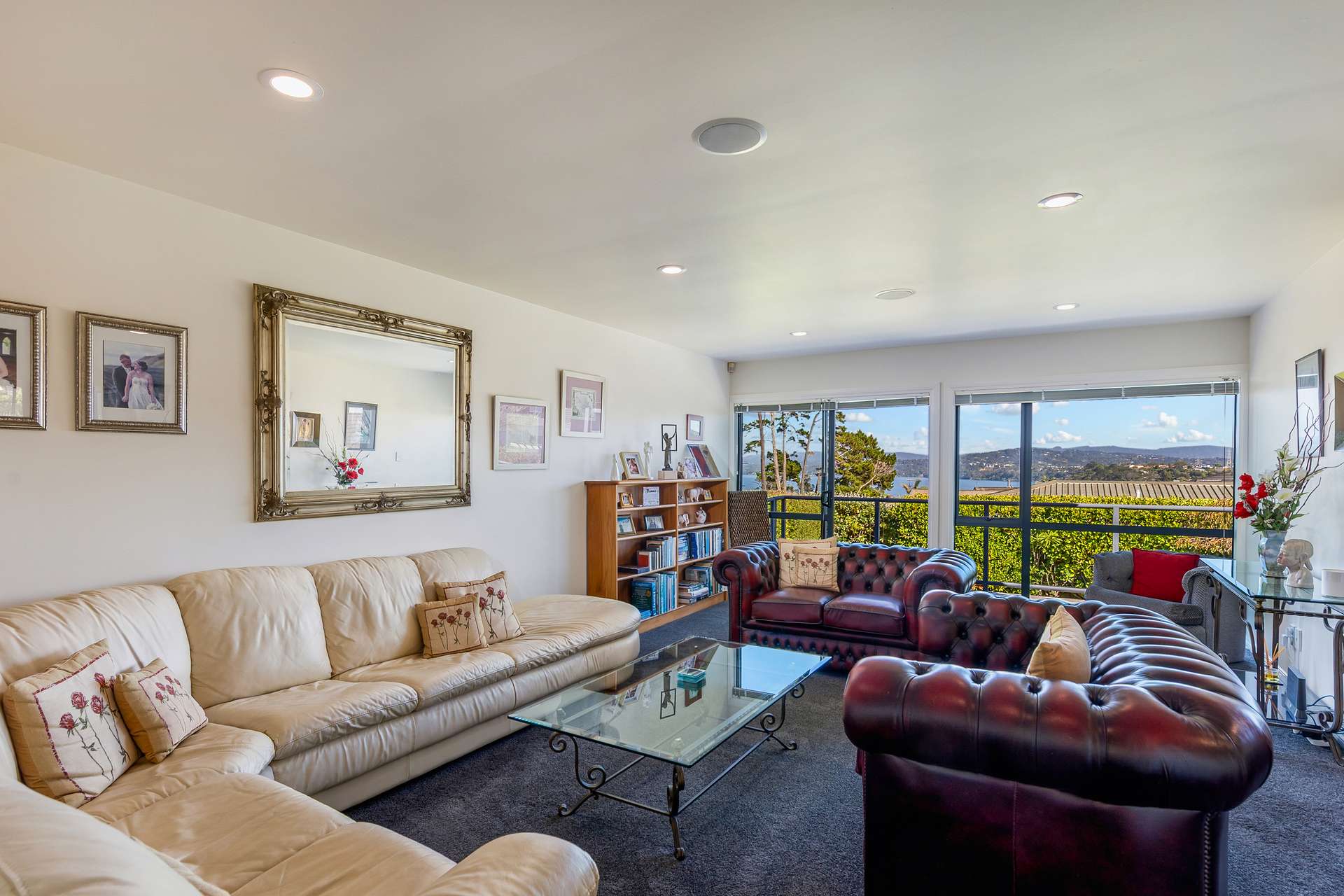 75 Halsey Drive photo 2
