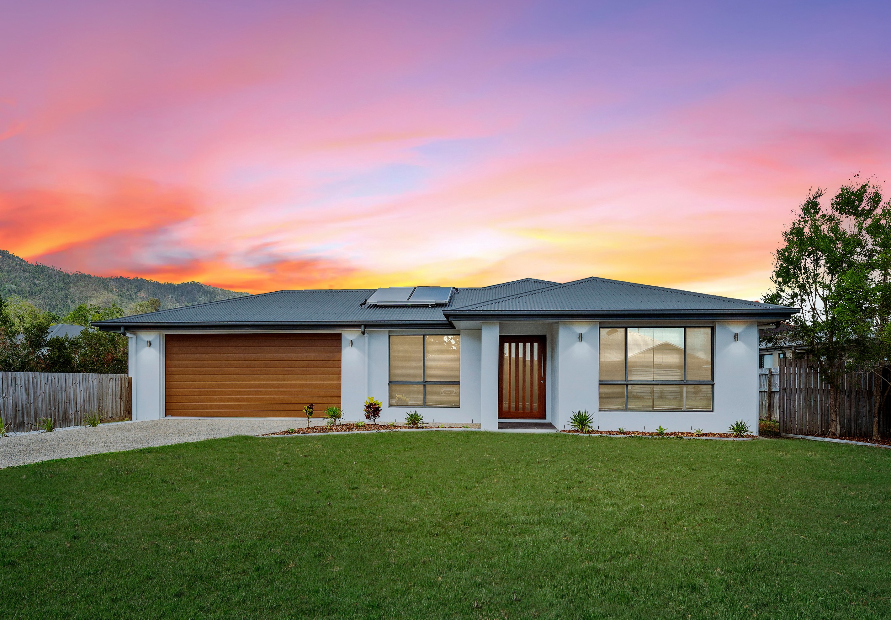 2 Keel Court, Cannonvale, QLD 4802