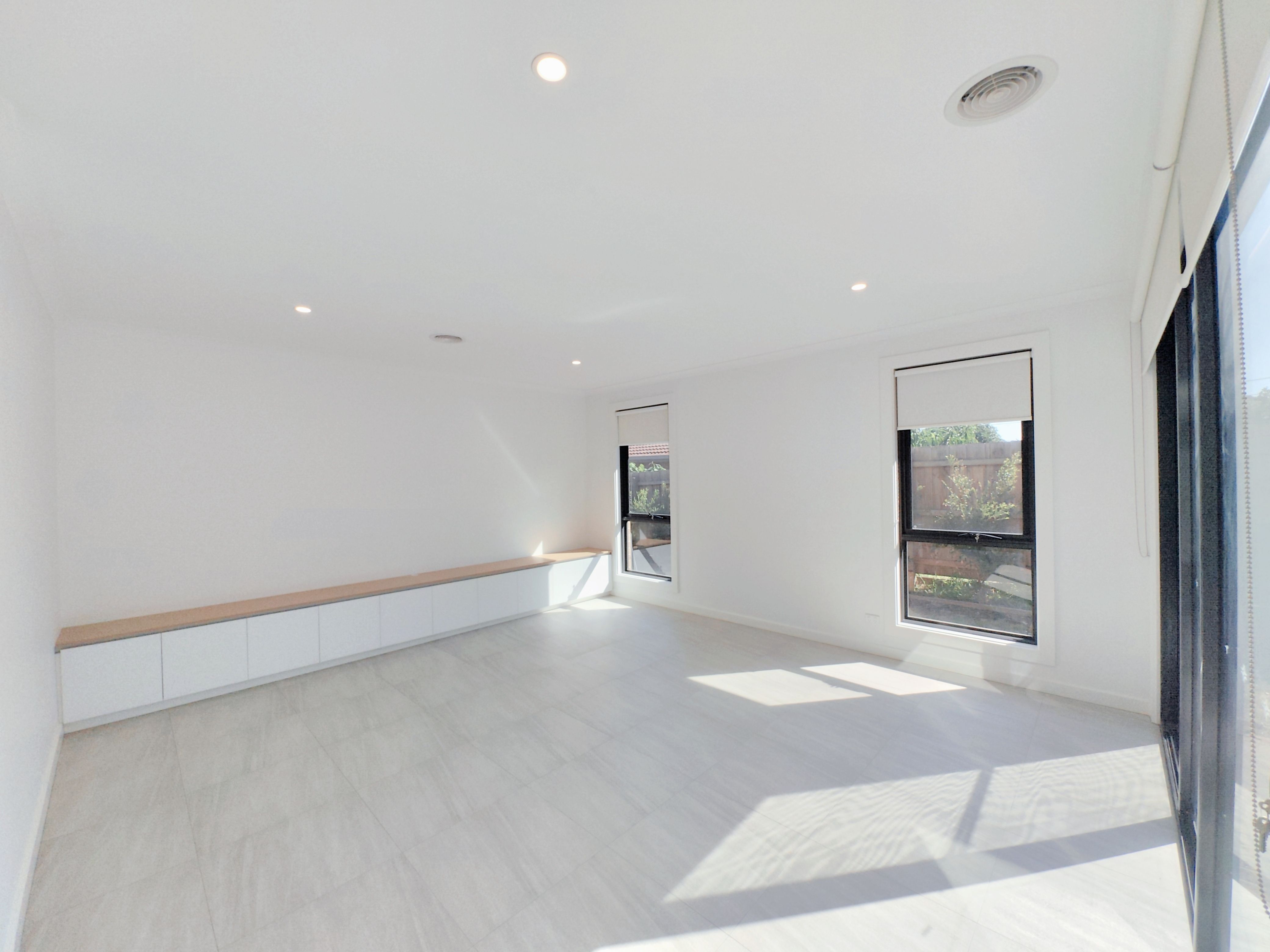 2/83 Jaguar Drive, Clayton, VIC 3168