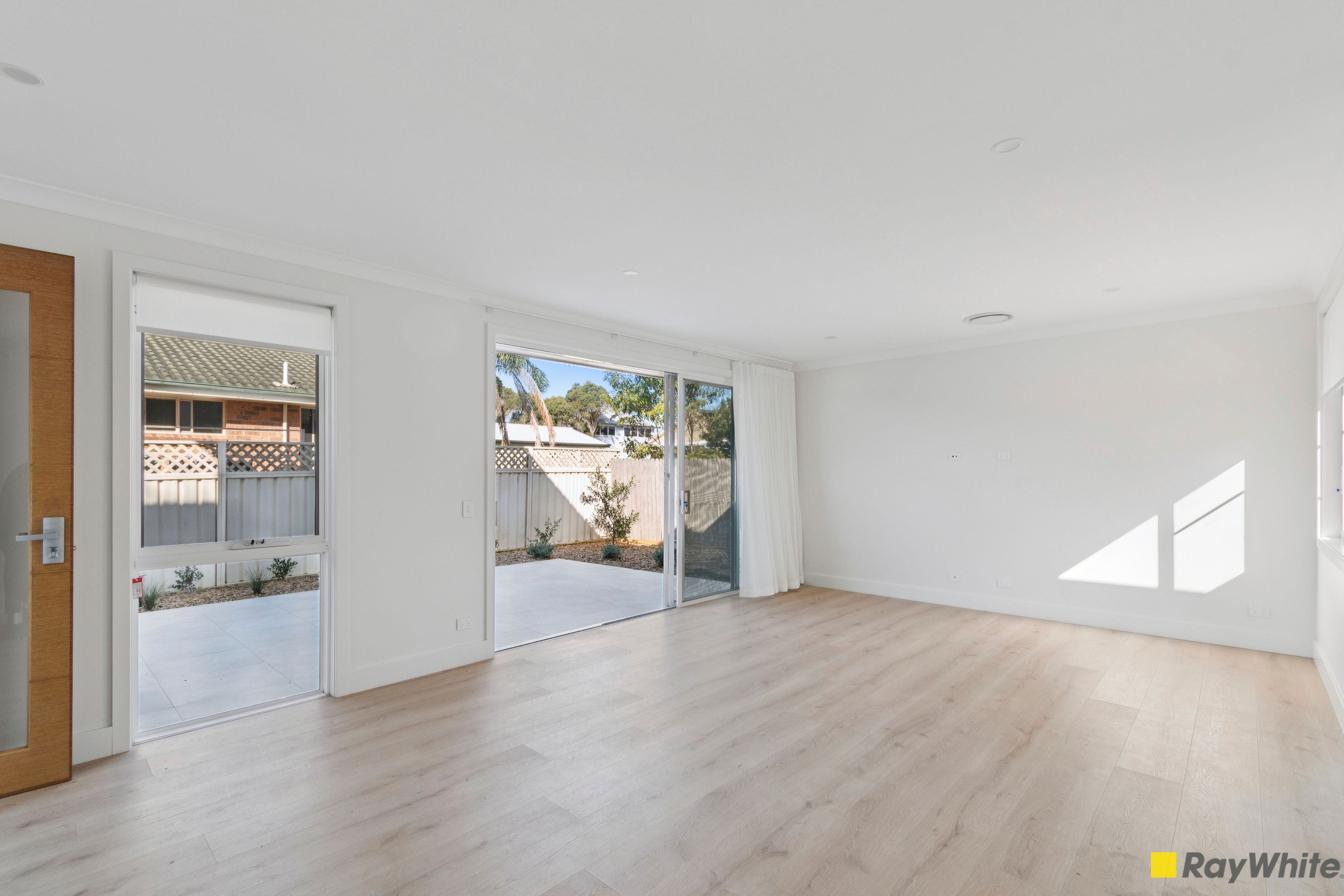 19B Turner Esplanade, East Corrimal, NSW 2518