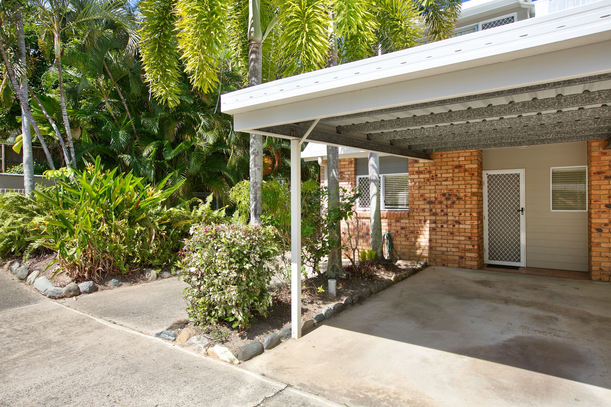 1/79 Moore Street, Trinity Beach, QLD 4879