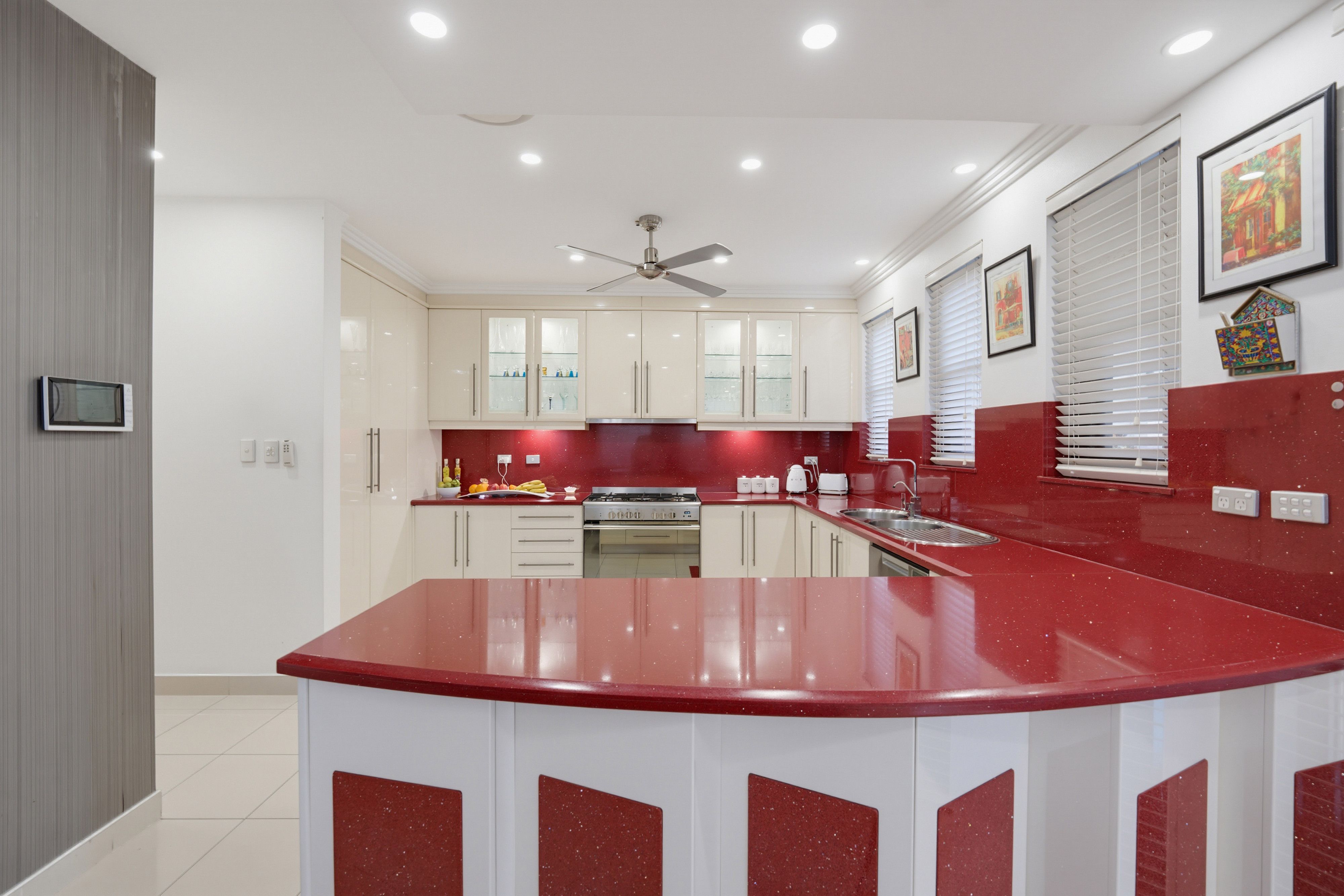 44 Trelawney Street — photo 3 of 15