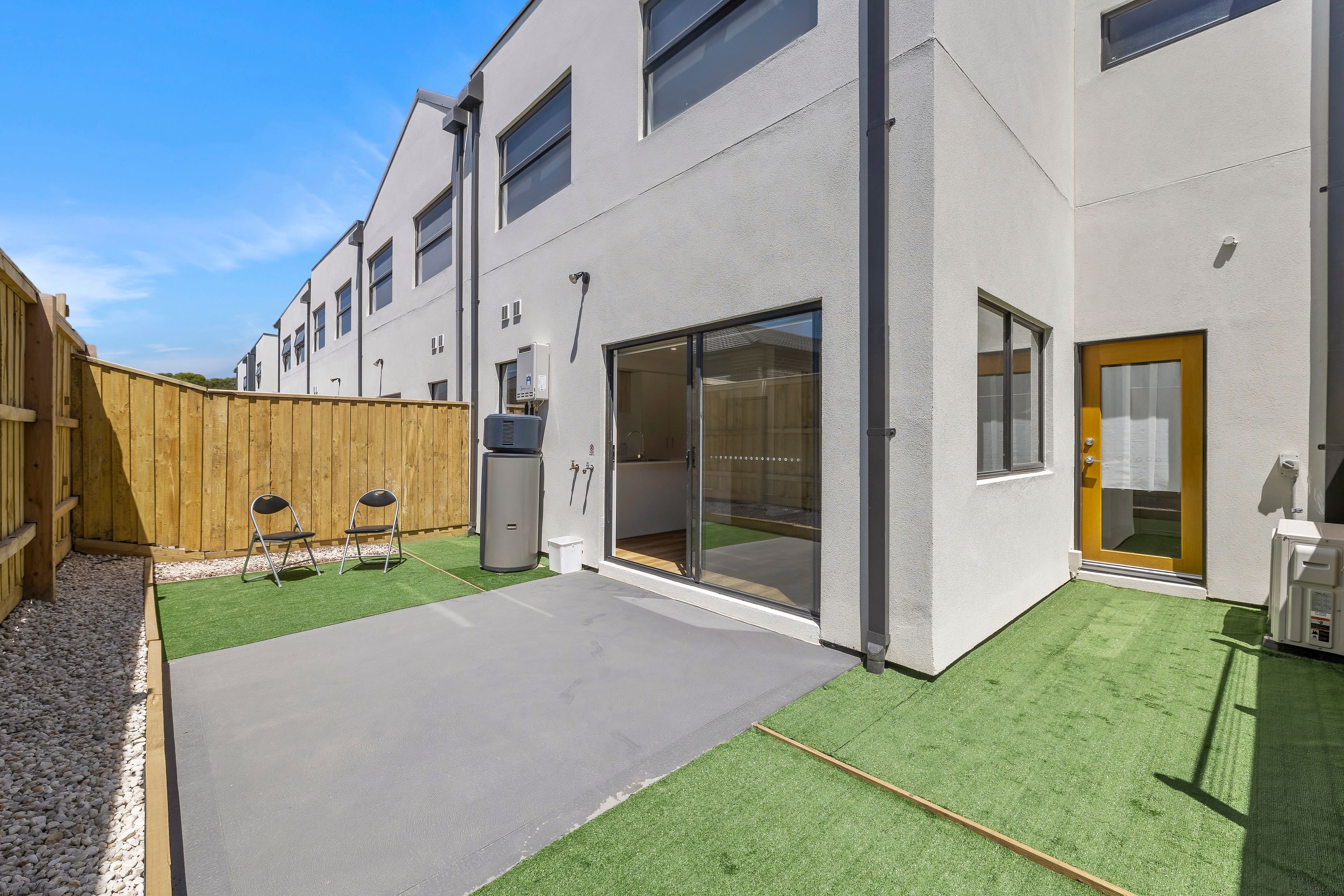 6 Olearia Close — photo 11 of 11