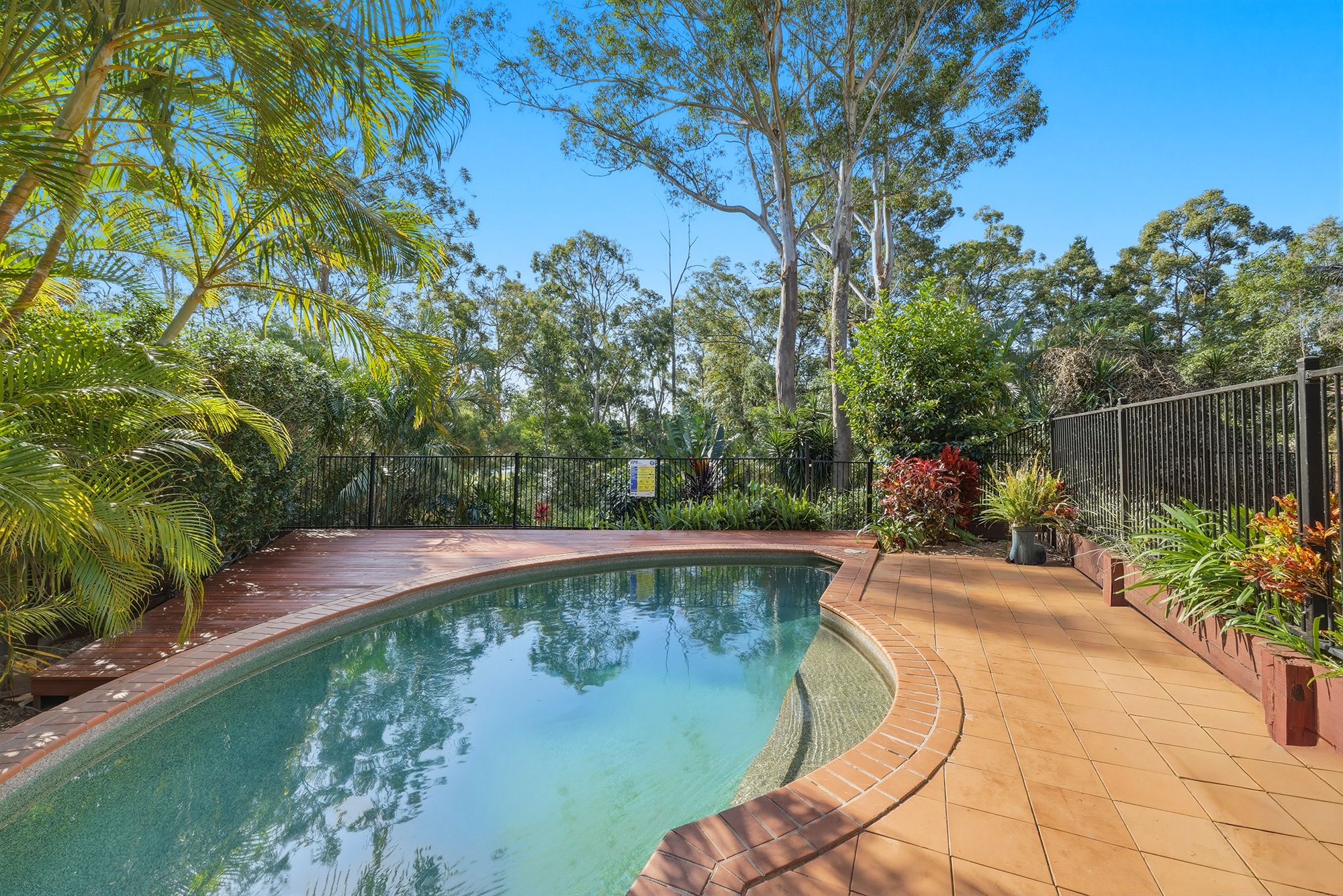 9 Auriga Court — photo 2 of 24