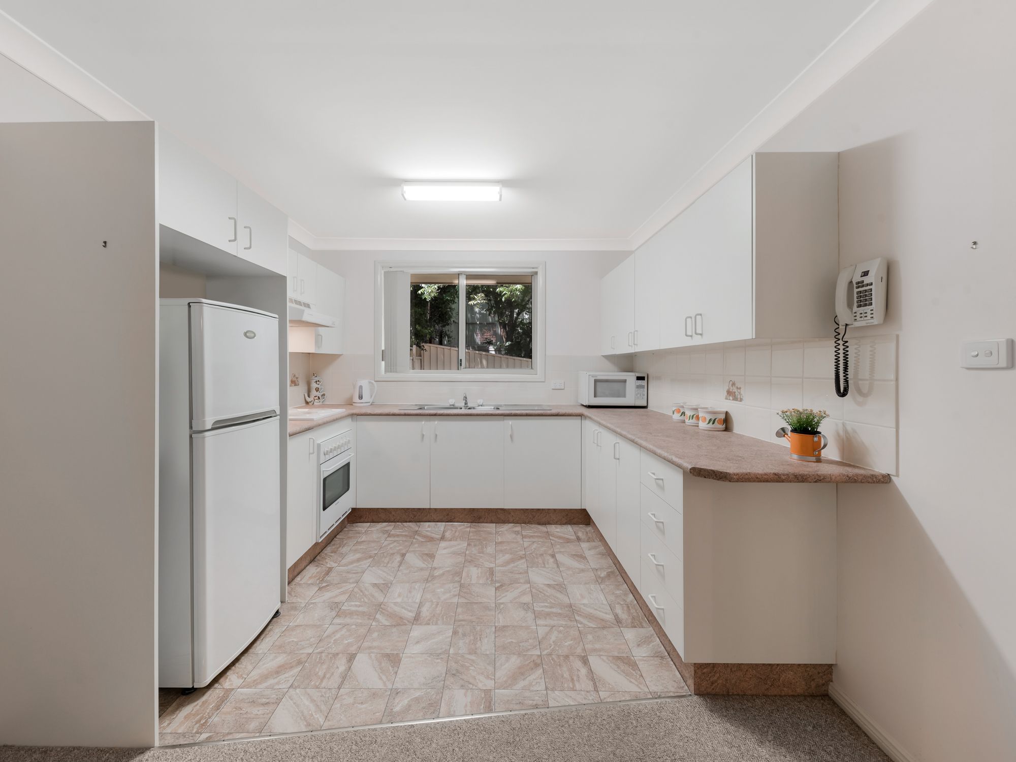 2/31-33 Condamine Street, Campbelltown, NSW 2560