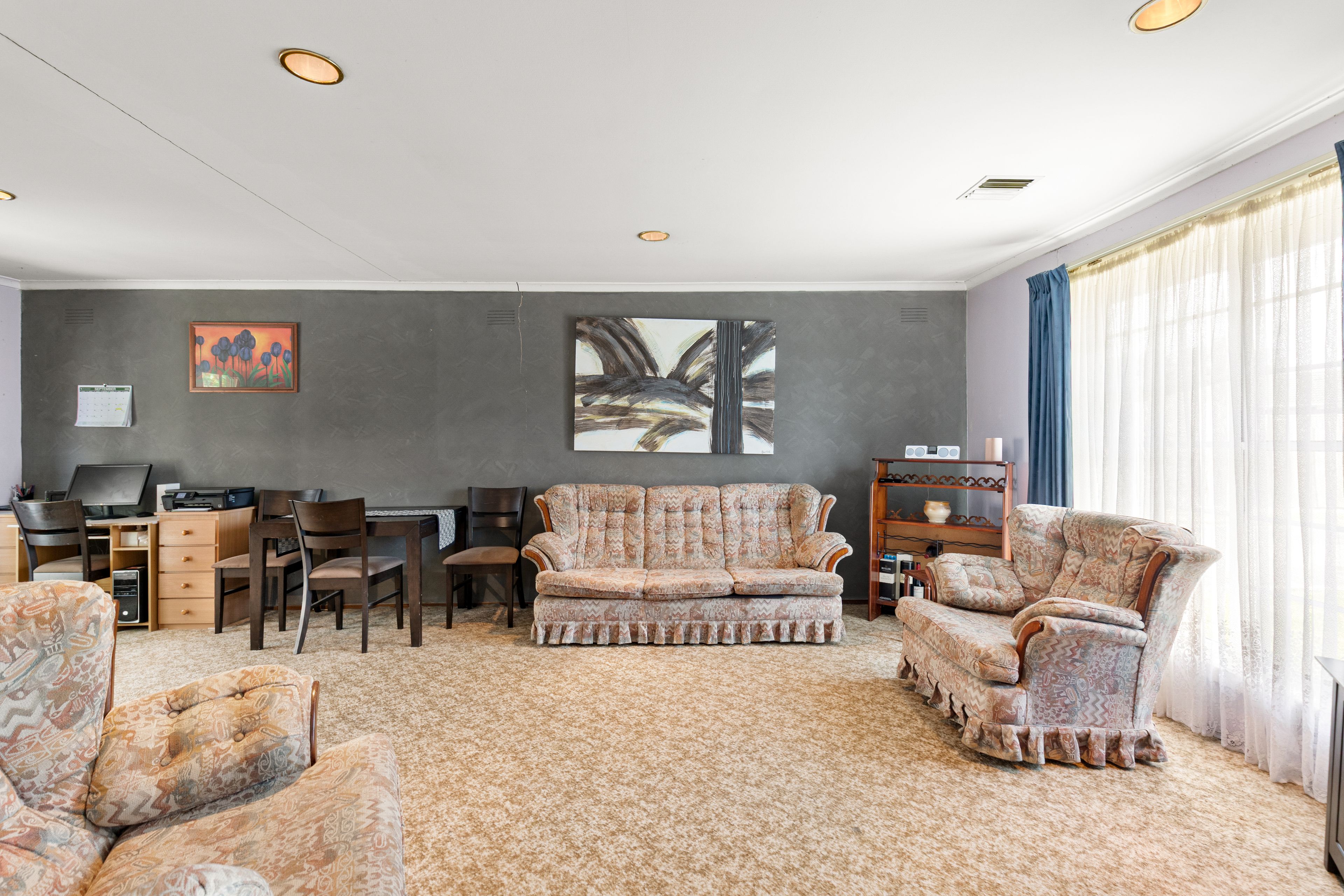 6 Deanswood Court — photo 3 of 12