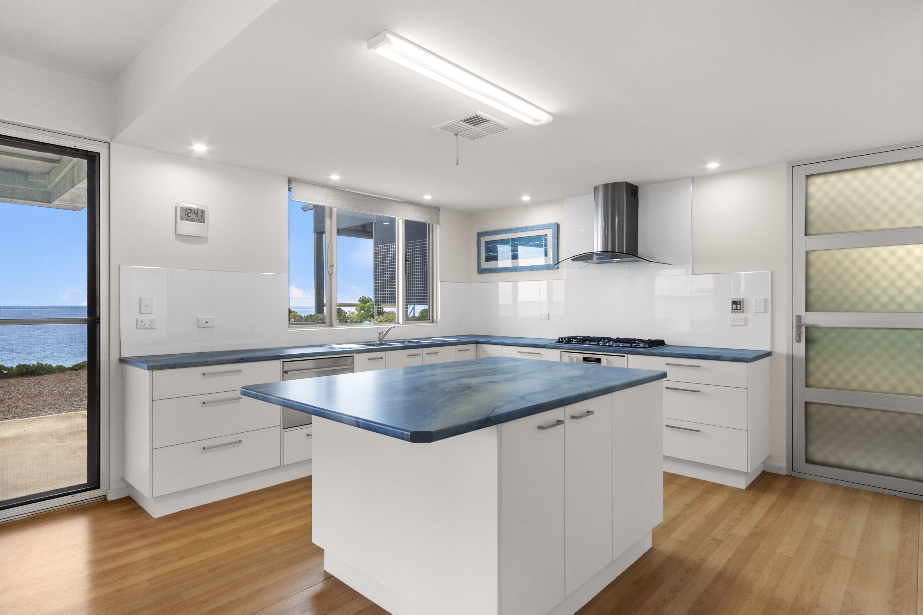128 North Coast Road — photo 7 of 30