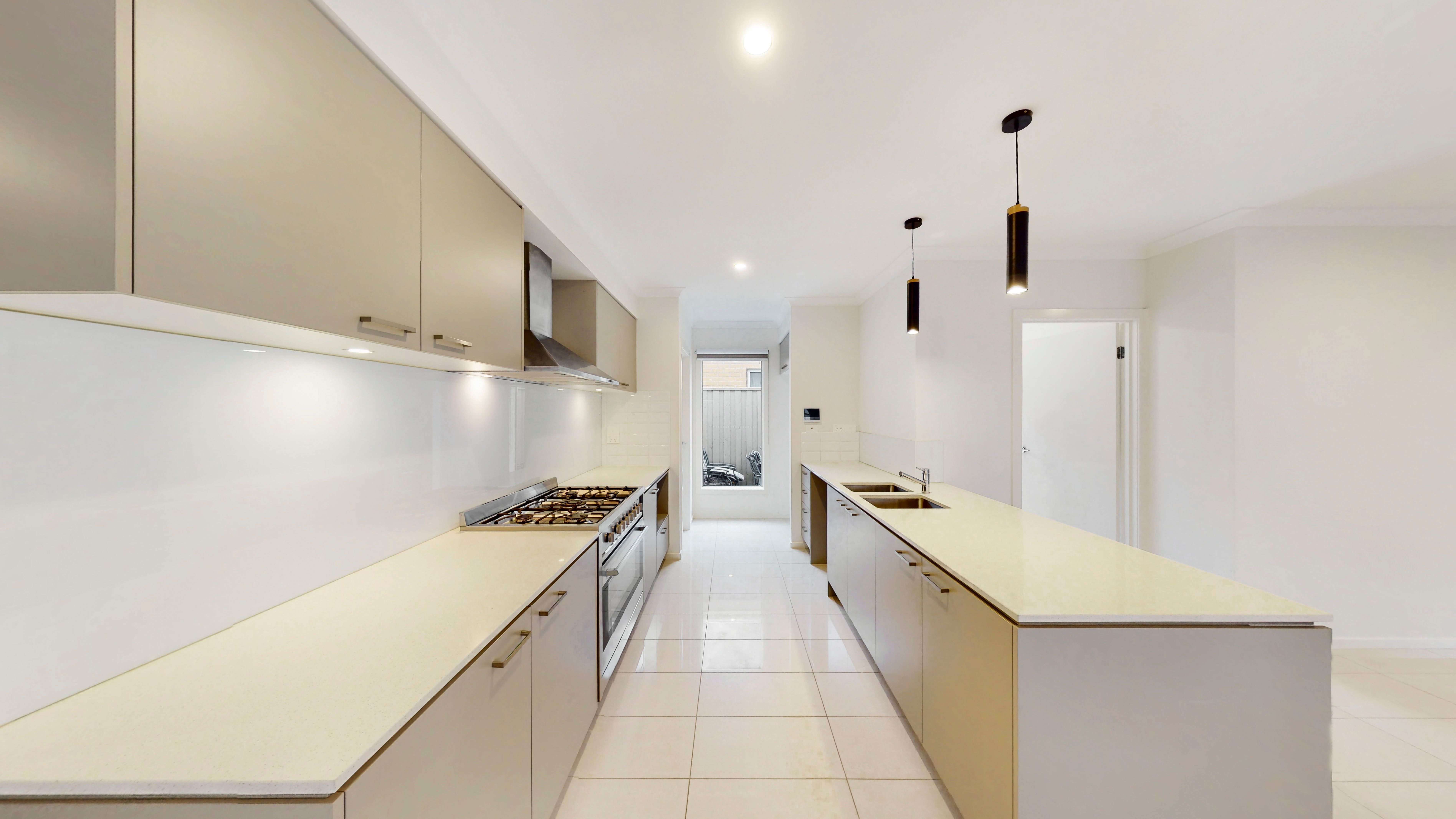 13 Leeson Street, Officer South, VIC 3809