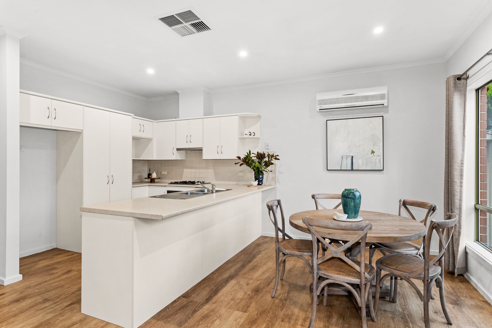12/13-17 Avoca Street — photo 8 of 16