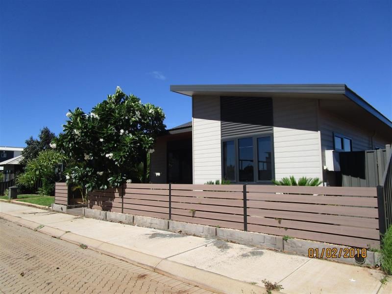 17 Tharnda Road, Baynton, WA 6714