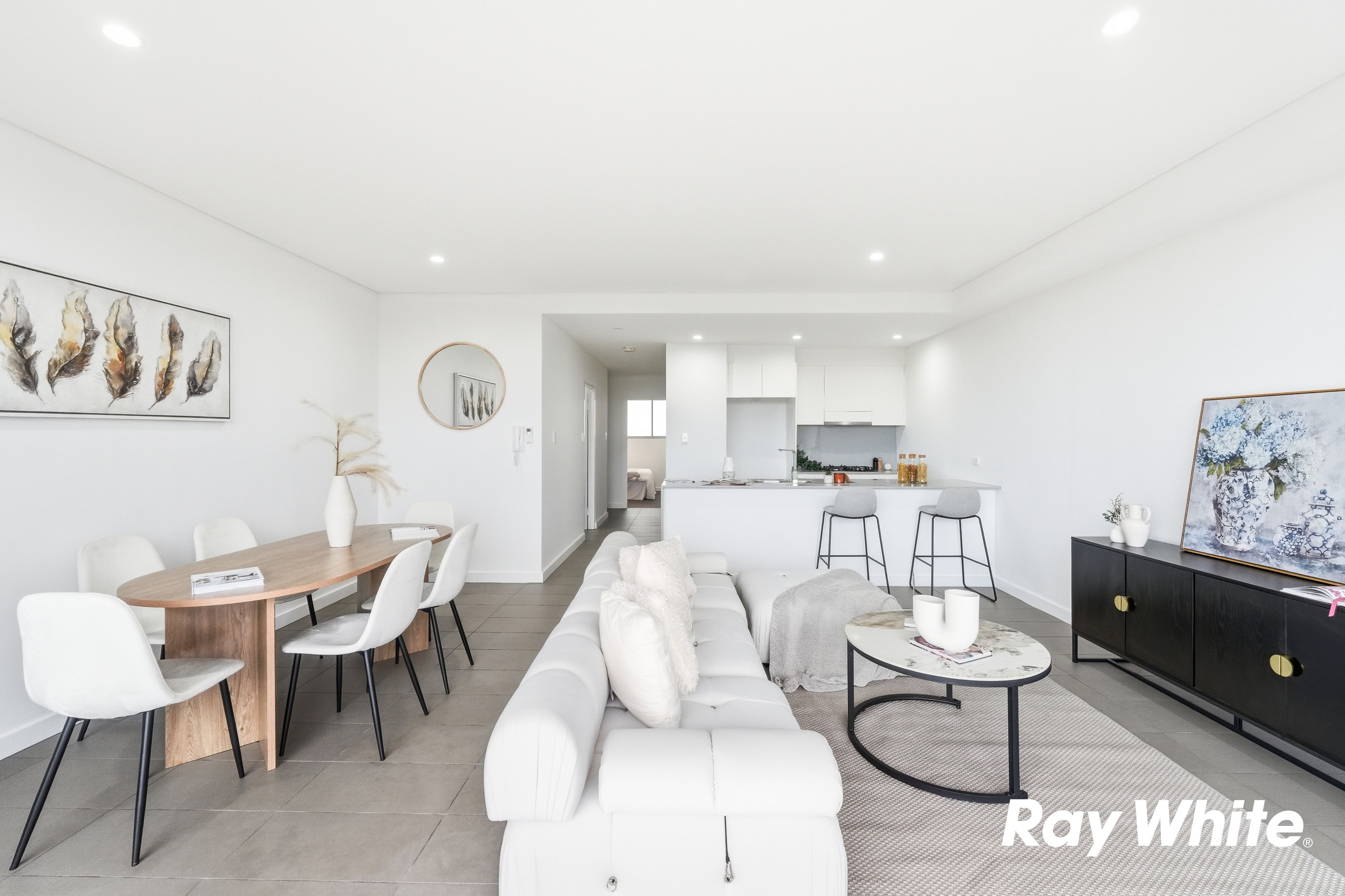 201/250 Wardell Road — photo 3 of 11