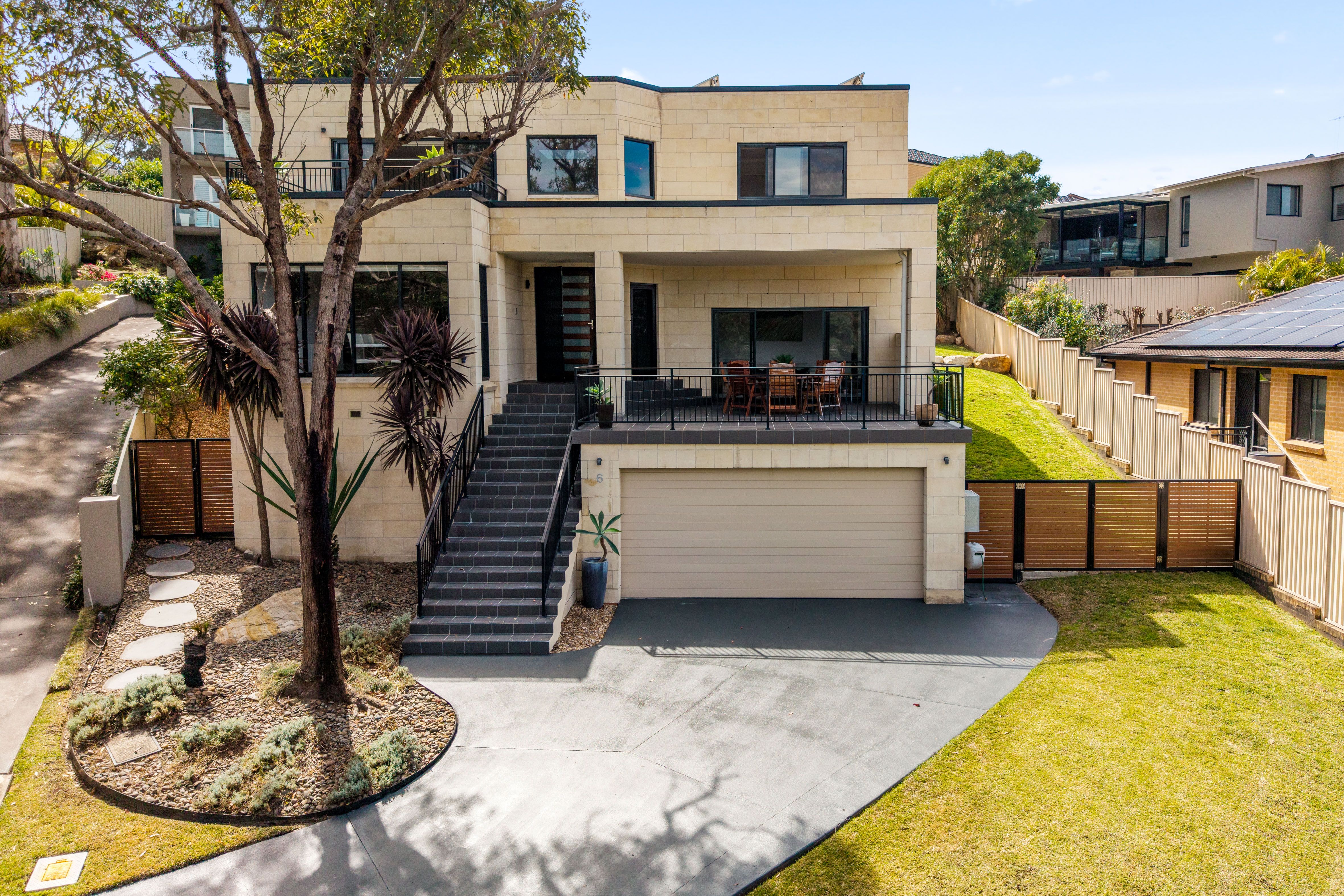 6 Busby Close — photo from Ray White Sutherland Shire