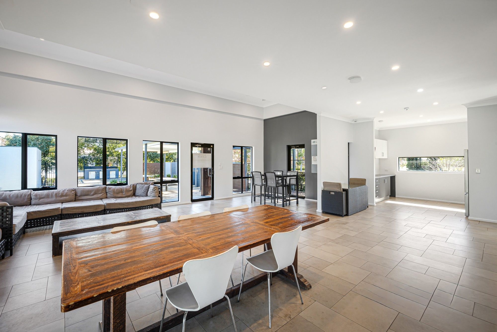 52 Palace Street — photo 11 of 14