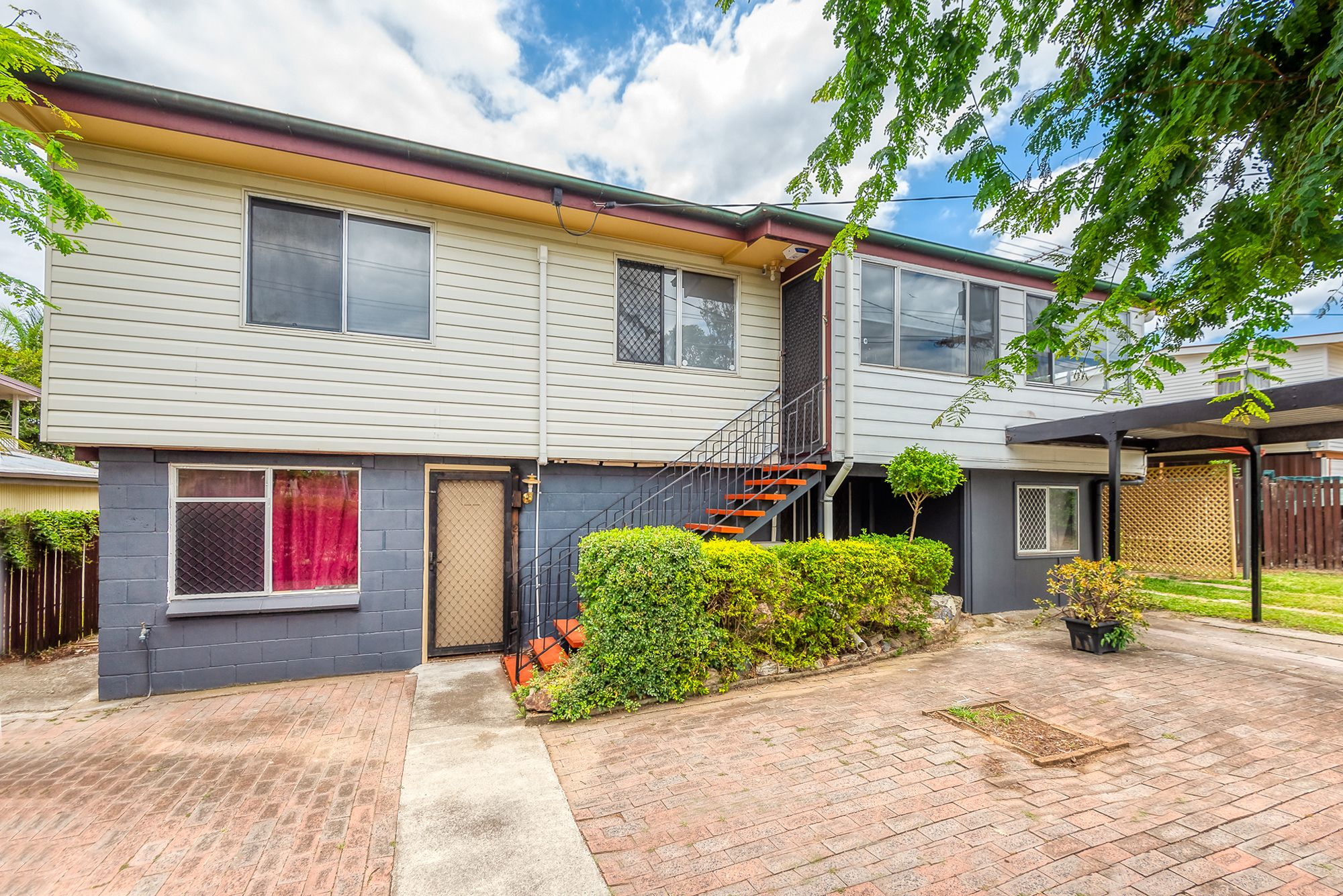 9 Charles Avenue, Logan Central, QLD 4114