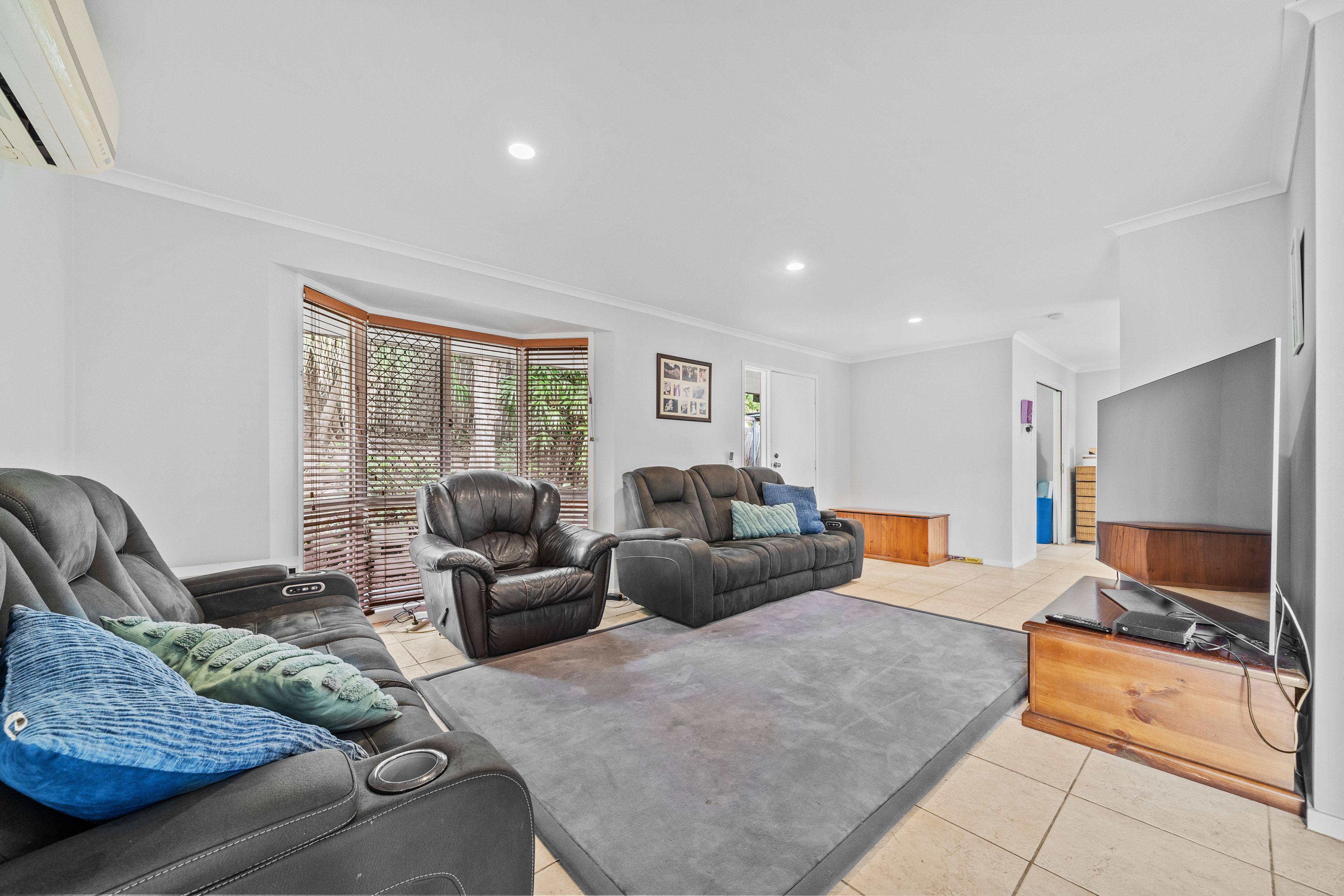 3 Lotz Place, Edens Landing, QLD 4207
