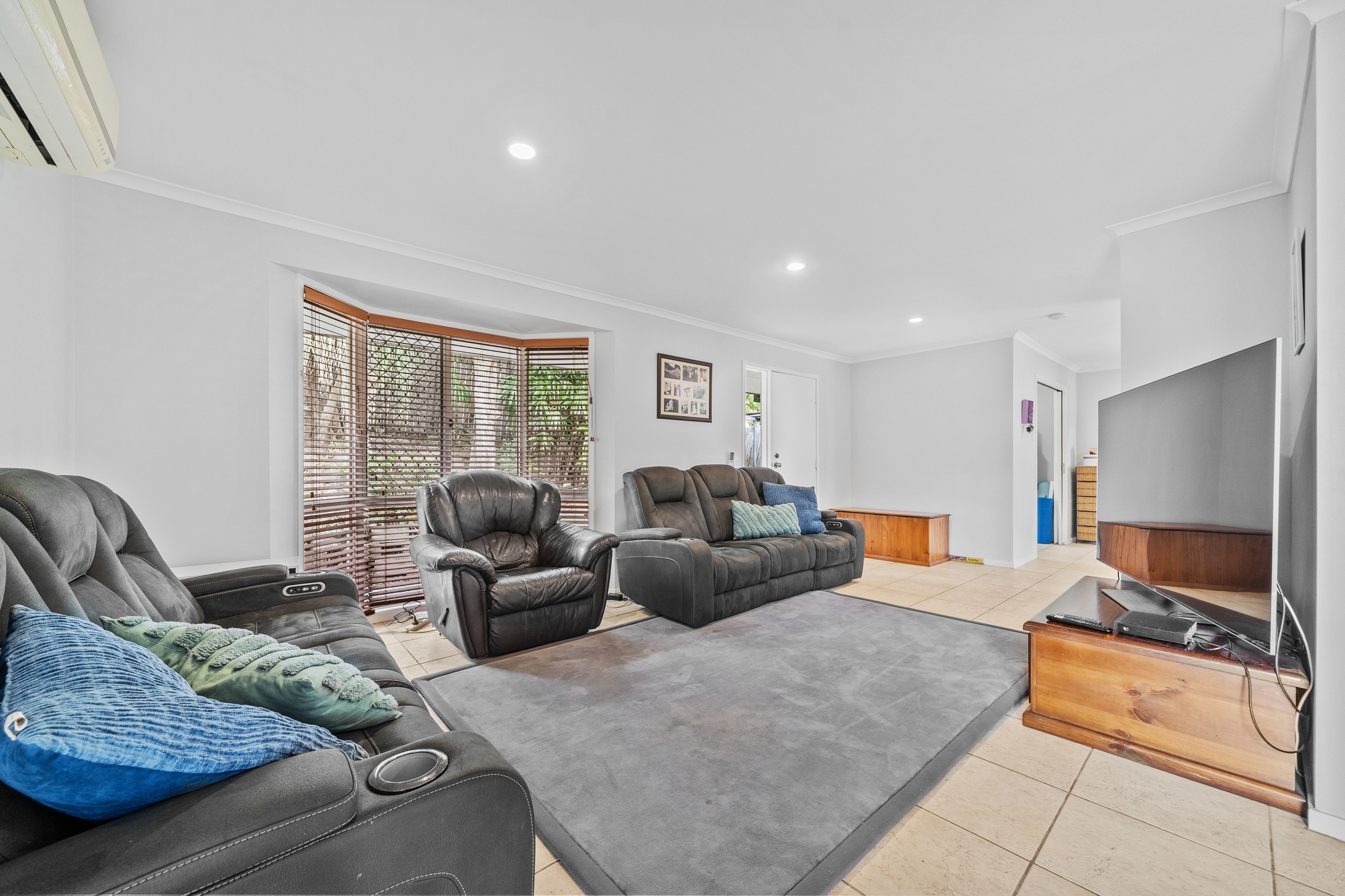 3 Lotz Place, Edens Landing, QLD 4207