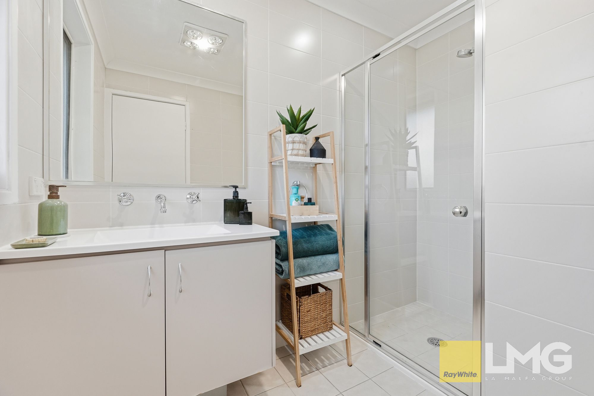 19 Castle Street — photo 14 of 30