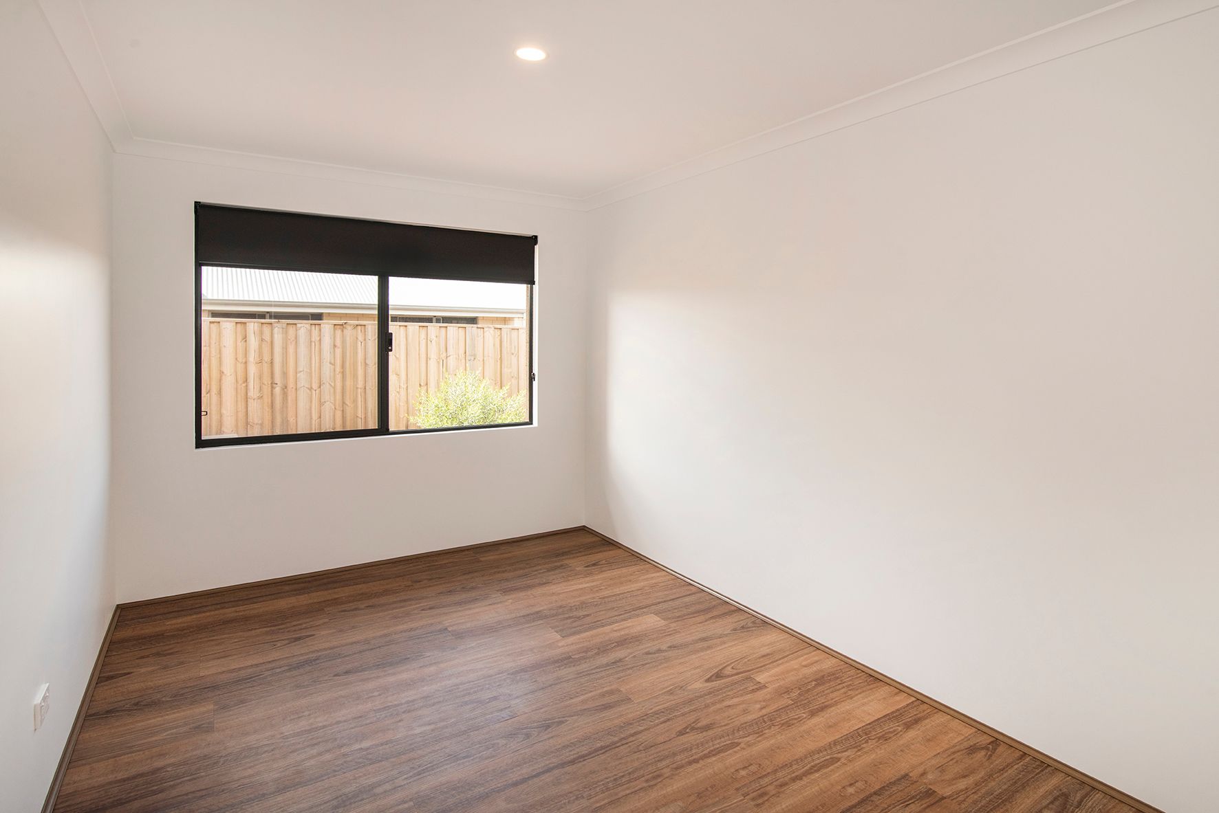 4 Maclaren Crescent — photo 10 of 15
