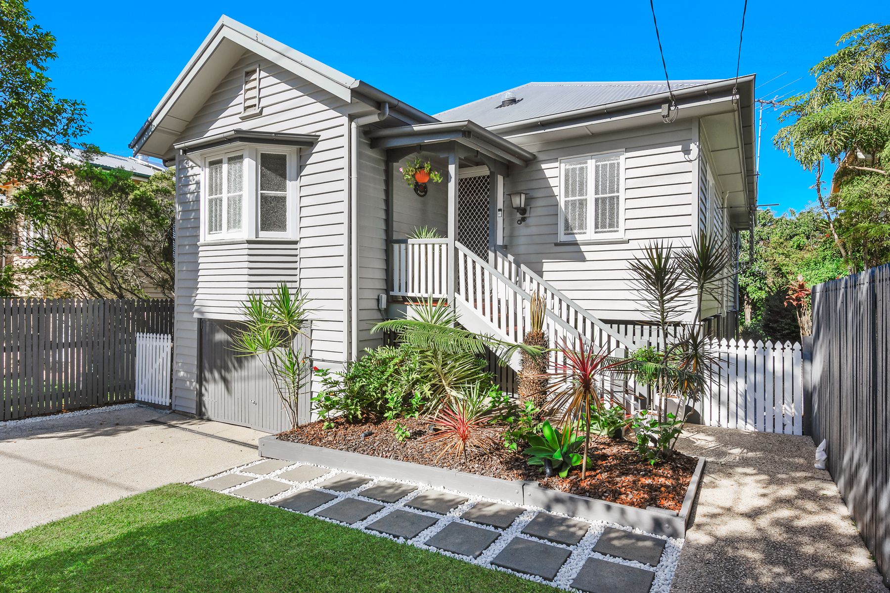 47 Eleventh Avenue, Kedron QLD 4031
