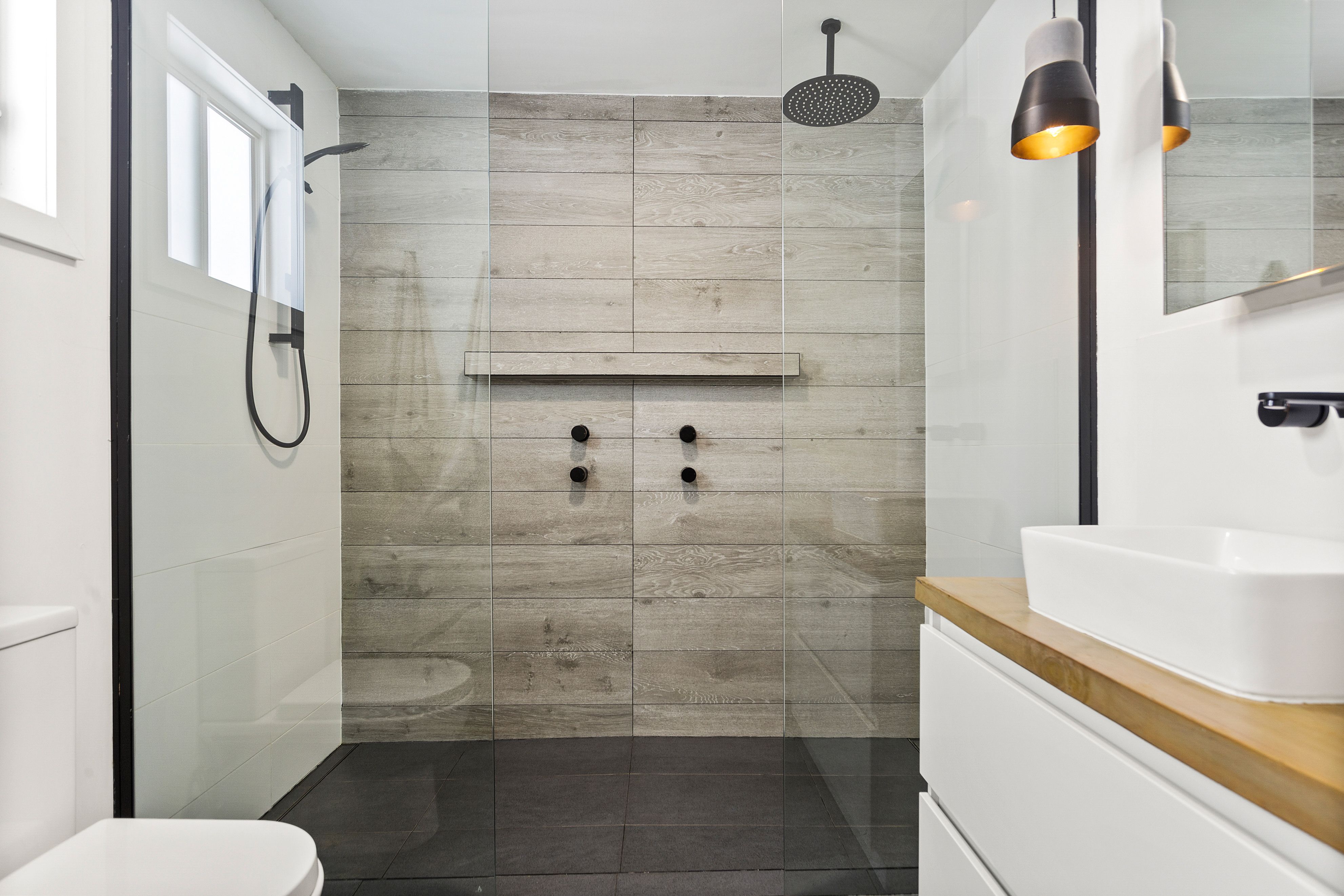 14 Brookfield Avenue — photo 7 of 12