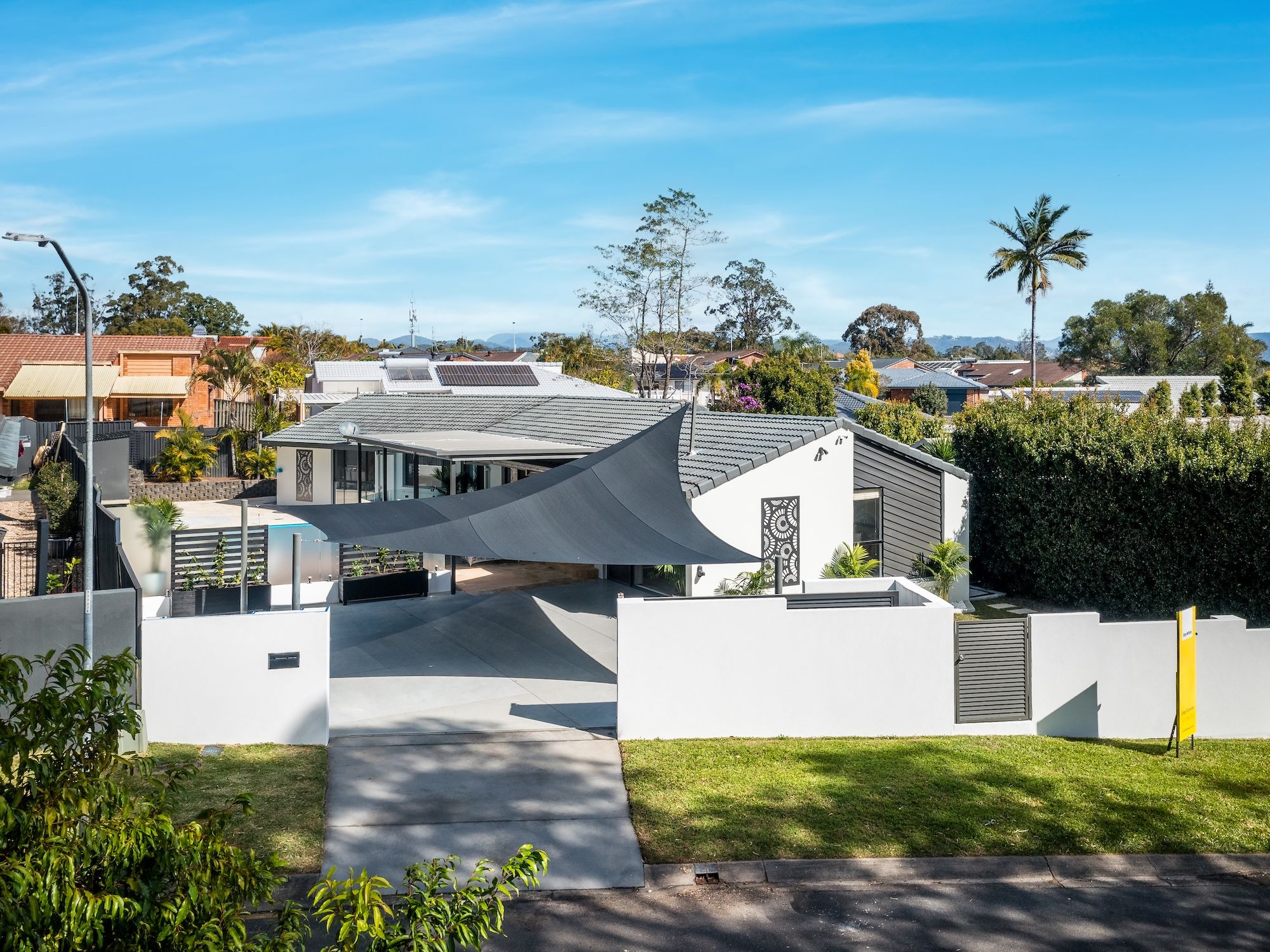 19 Carlingford Place, Robina, QLD 4226