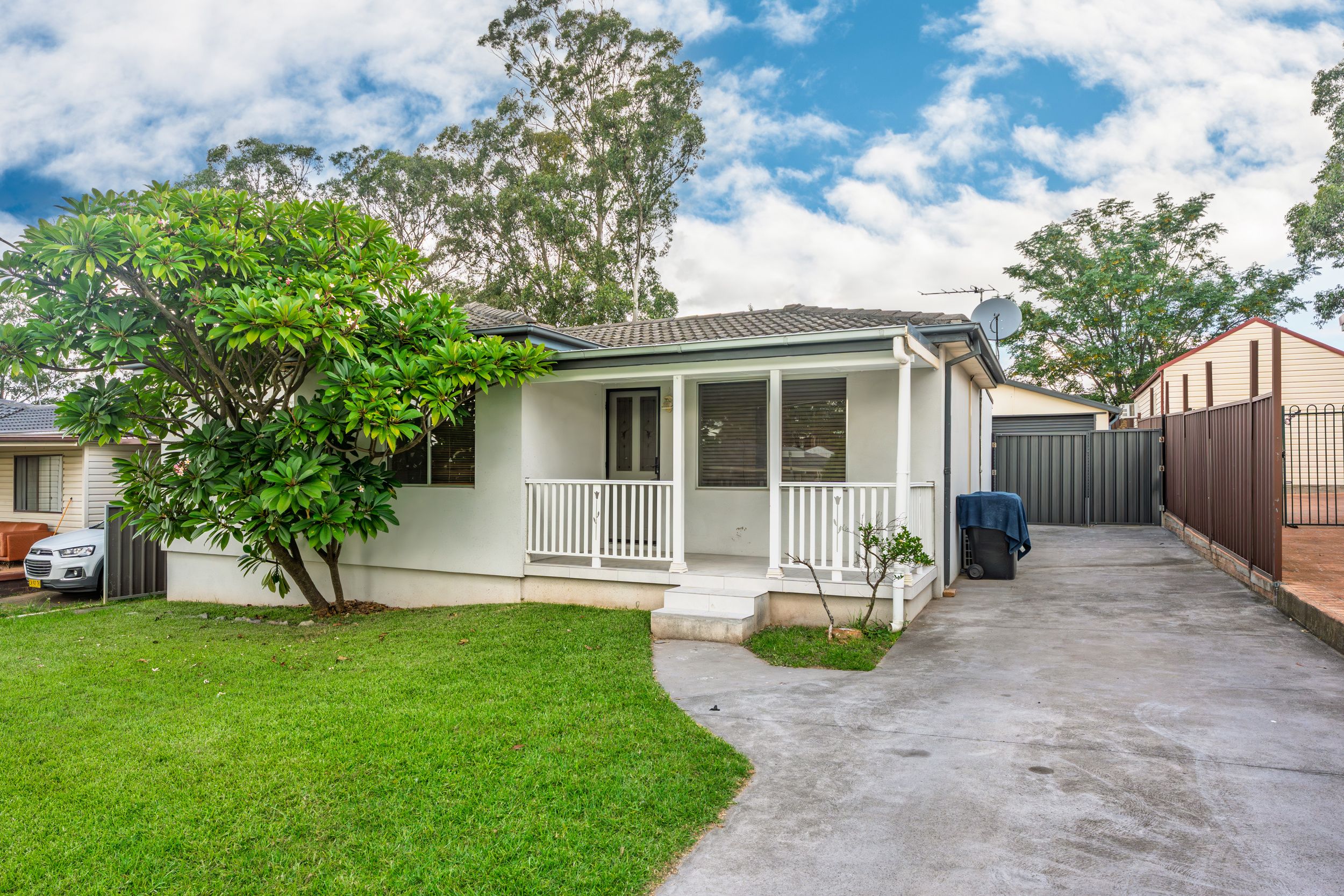 12 Dorset Street, Cambridge Park NSW 2747