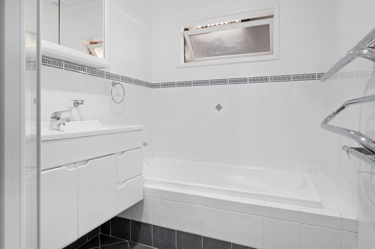 12 Stevens Street — photo 5 of 8
