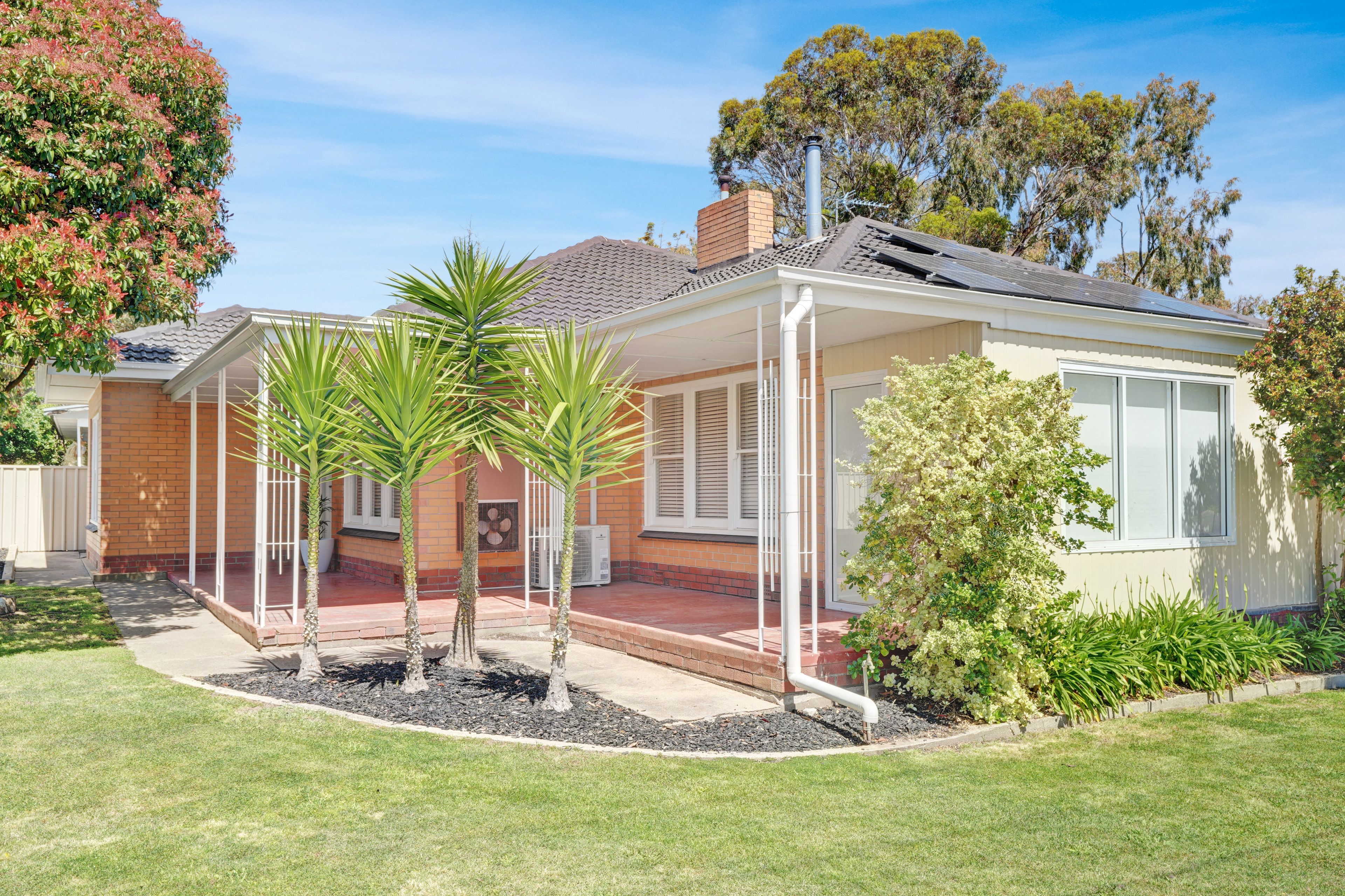 26 Mount Crawford Road , Williamstown SA 5351
