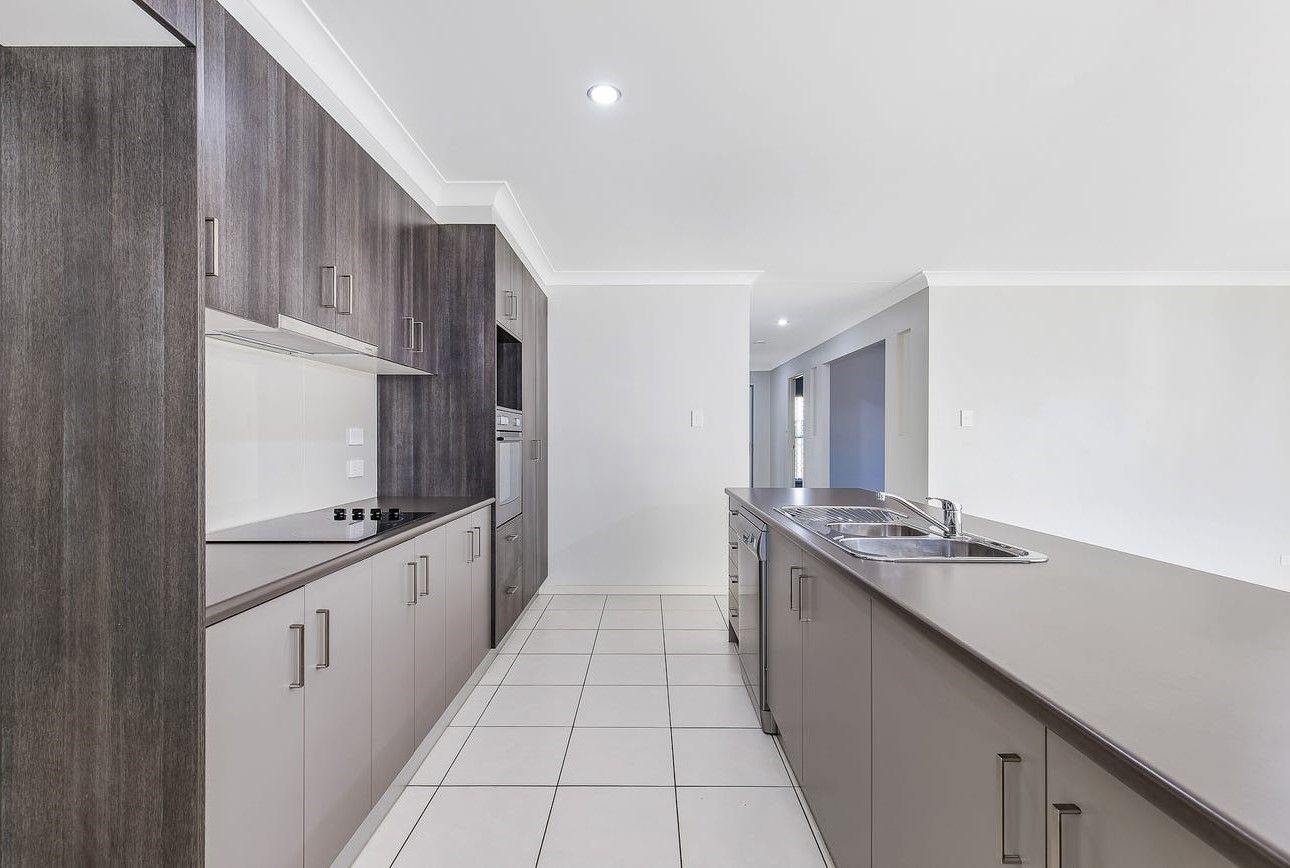 6 Leon Capra Drive, Augustine Heights, QLD 4300