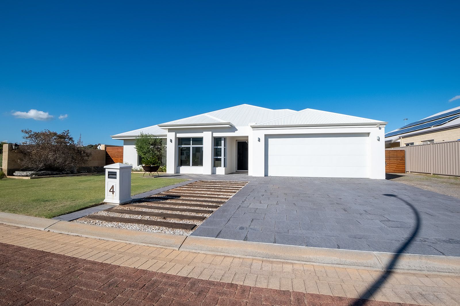 4 Boat Cove, Drummond Cove, WA 6532