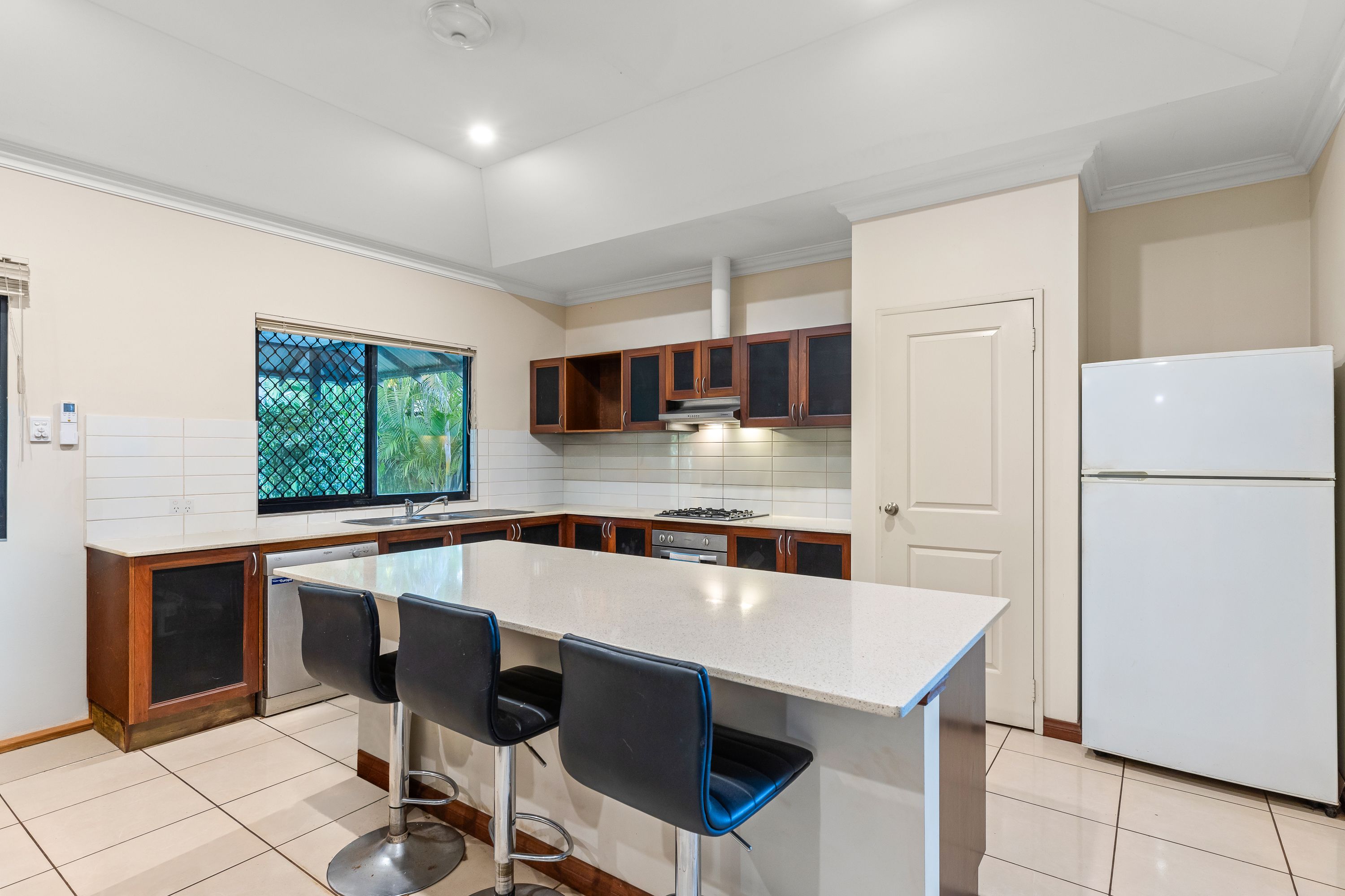 3 Wirl Buru Gardens — photo 11 of 26