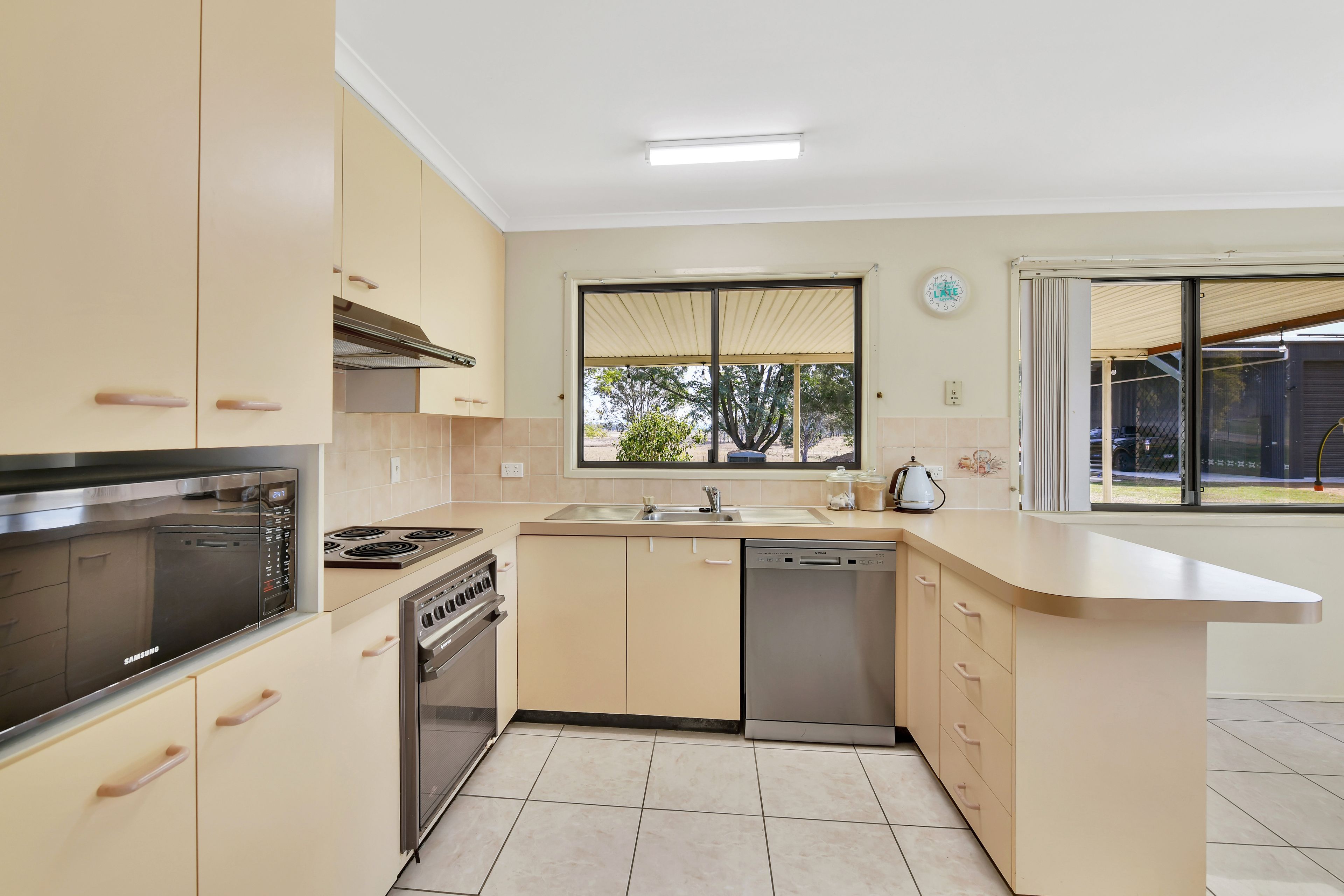 725 Munbilla Road — photo 10 of 21