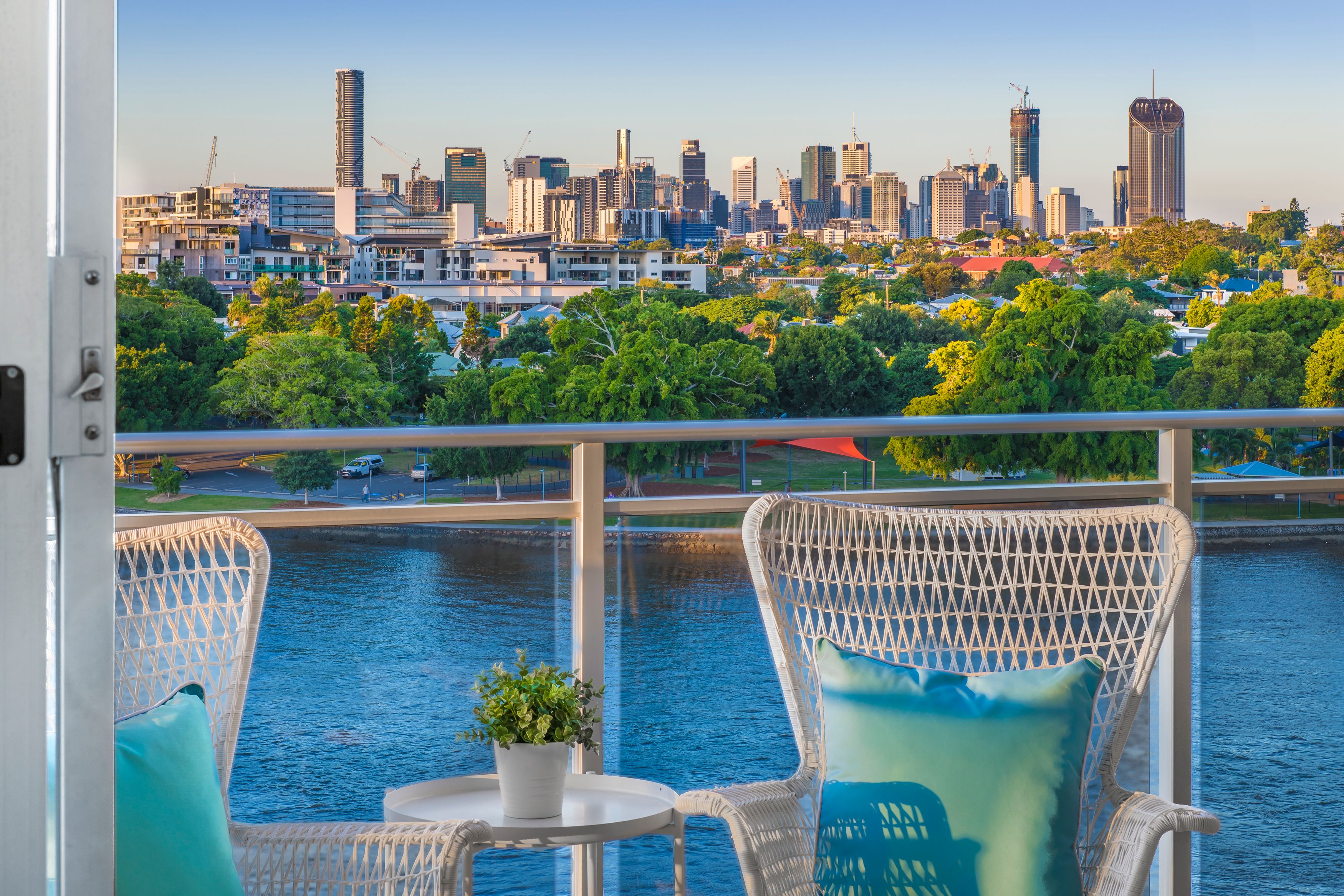 14/2 Sandford Street, St Lucia, QLD 4067
