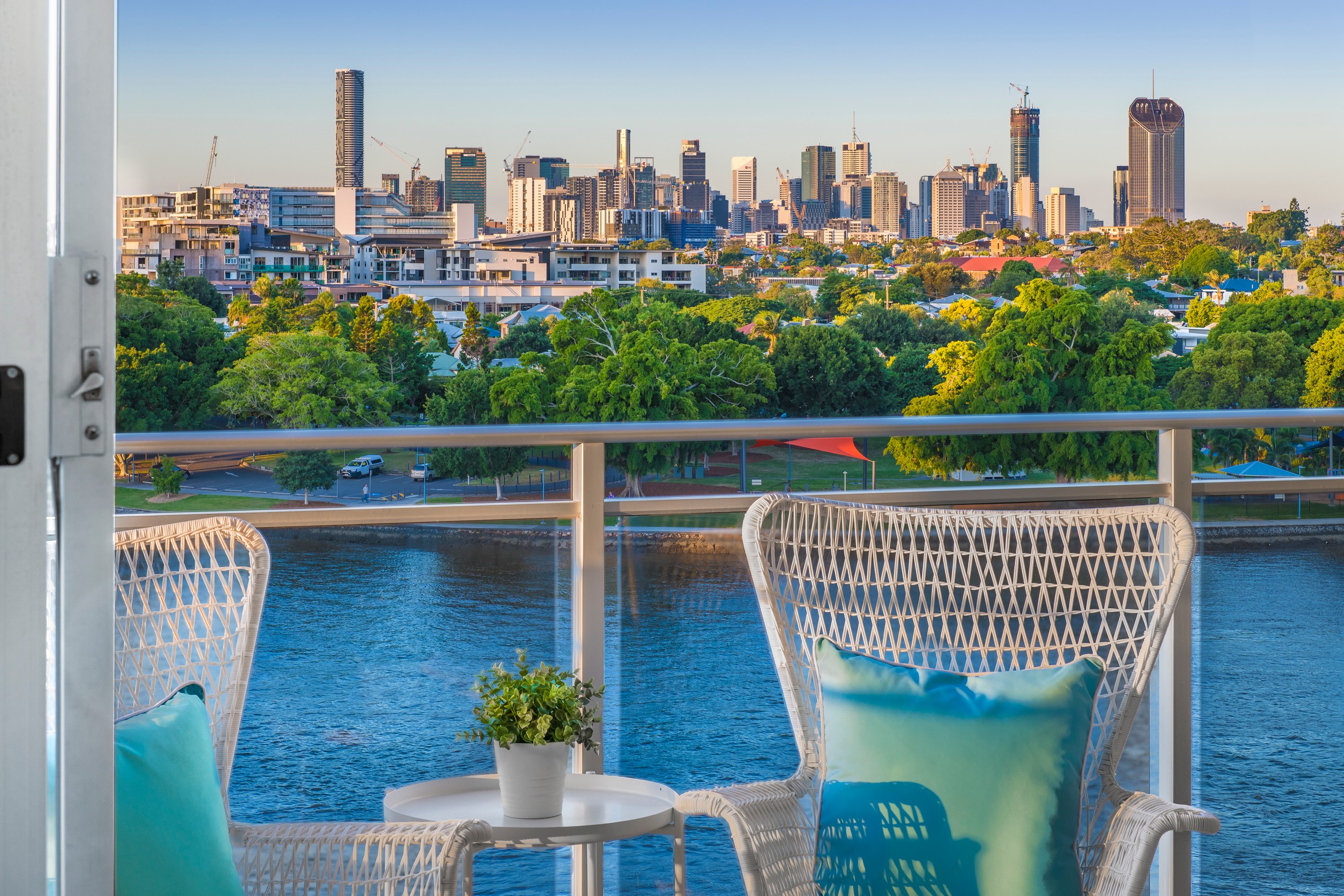 14/2 Sandford Street, St Lucia, QLD 4067