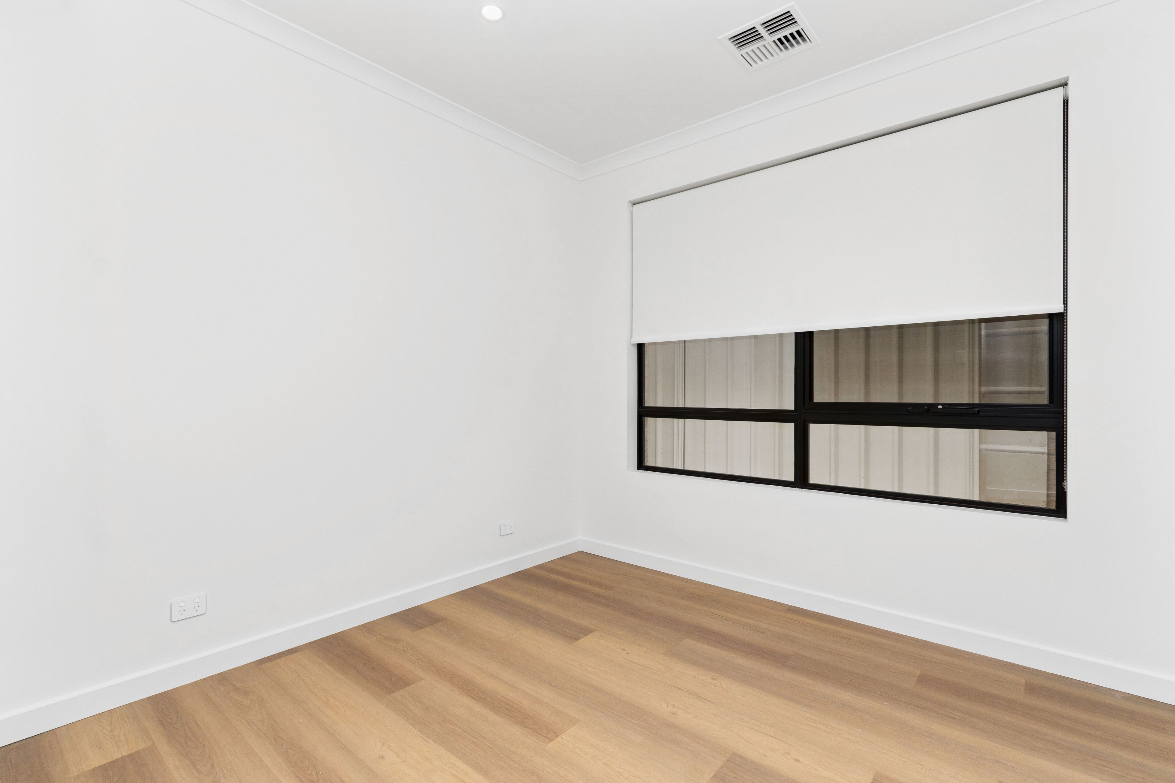 2c Dawkins Avenue — photo 10 of 11